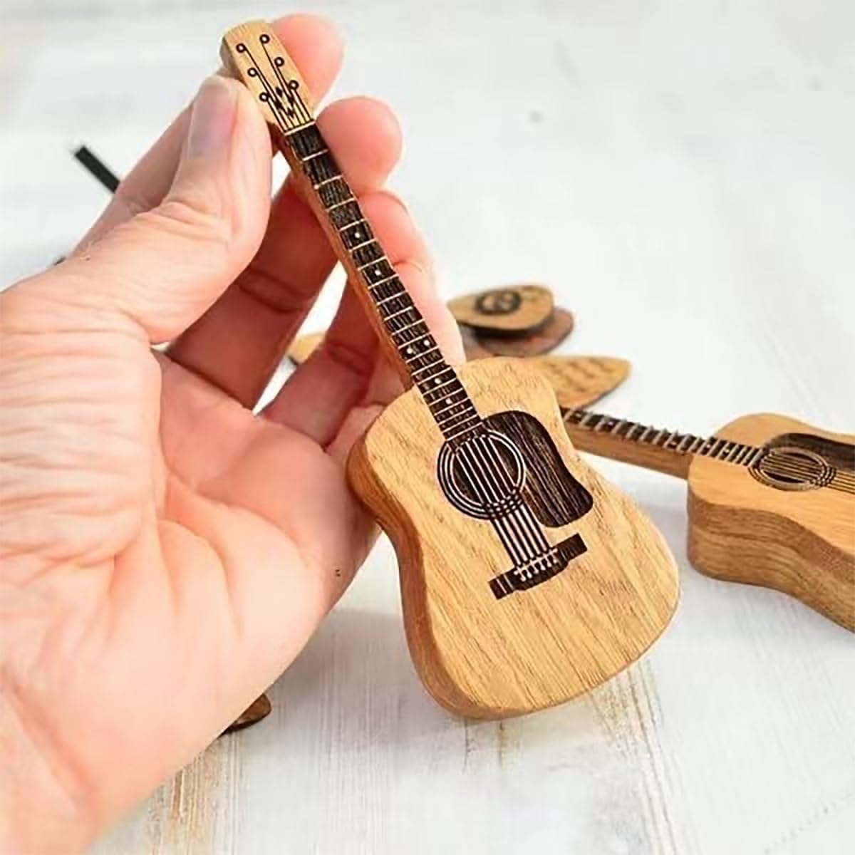 Wooden Guitar Pick Box with Stand - 3 Unique Engraved Guitar Picks, Mini Storage Case for Guitarists & Musicians, Acoustic/Electric Bass/Ukulele Plectrum Holder - Perfect Gift for Music Lovers & Home Studio Organization