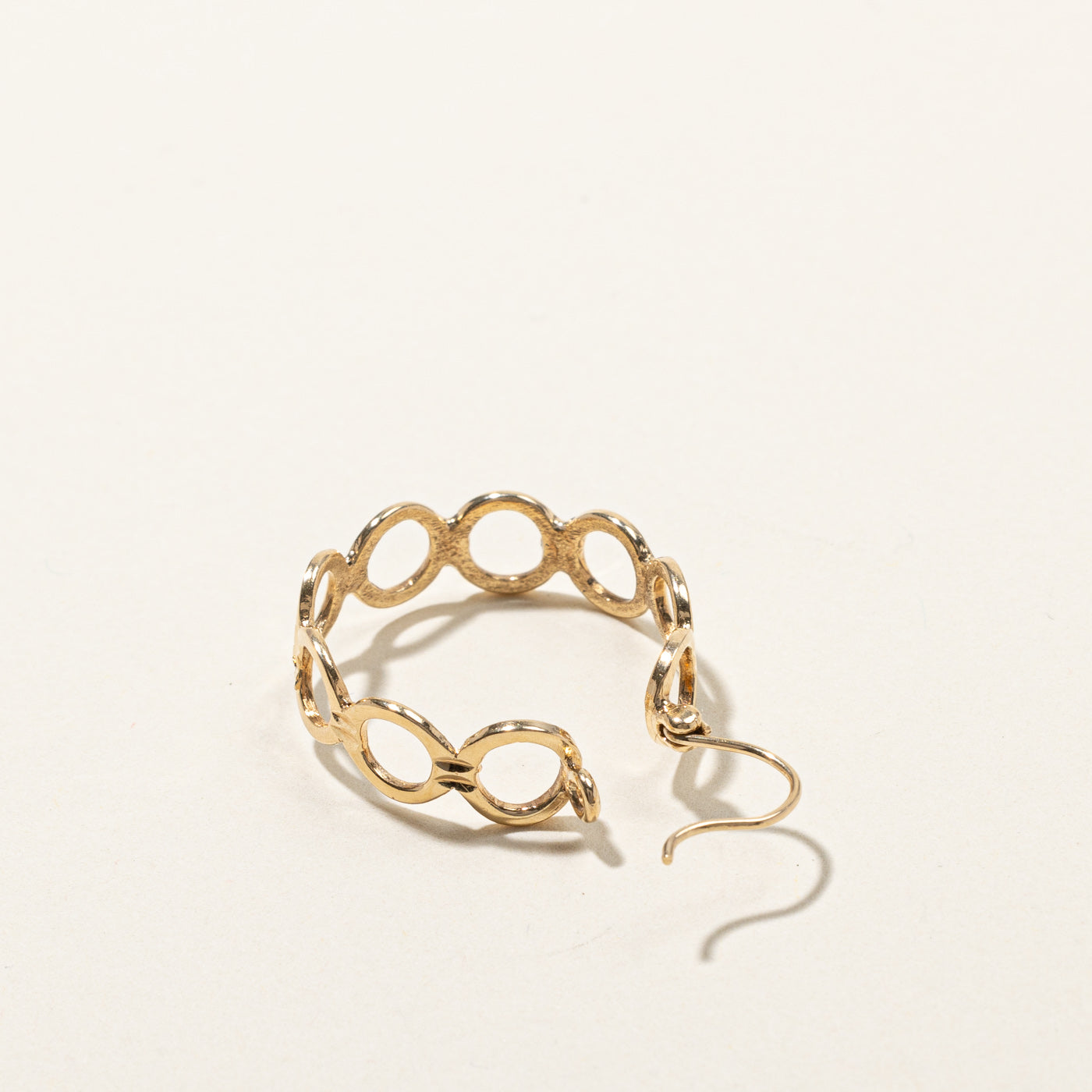 Textured Hoop Earrings for Women - Trendy Gold & Silver Chunky Hoops - Boho Chic Statement Jewelry for Everyday Wear & Special Occasions