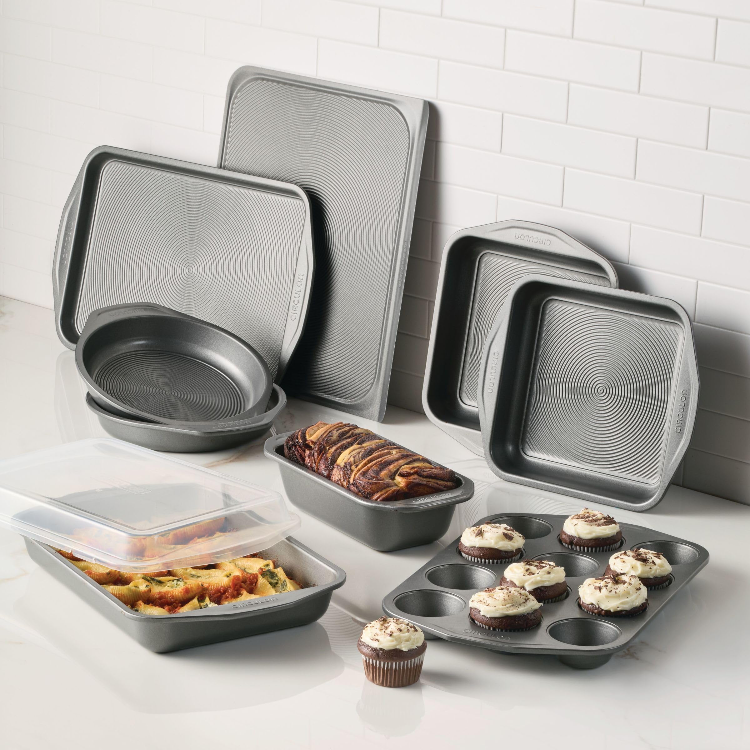 Circulon Total Nonstick 10-Piece Bakeware Set - Gray - Includes Bread Pan, Cookie Sheet, Baking Pan, Cake Pan & Muffin Pan - Perfect for Baking Cookies, Cakes, Bread & Cupcakes at Home