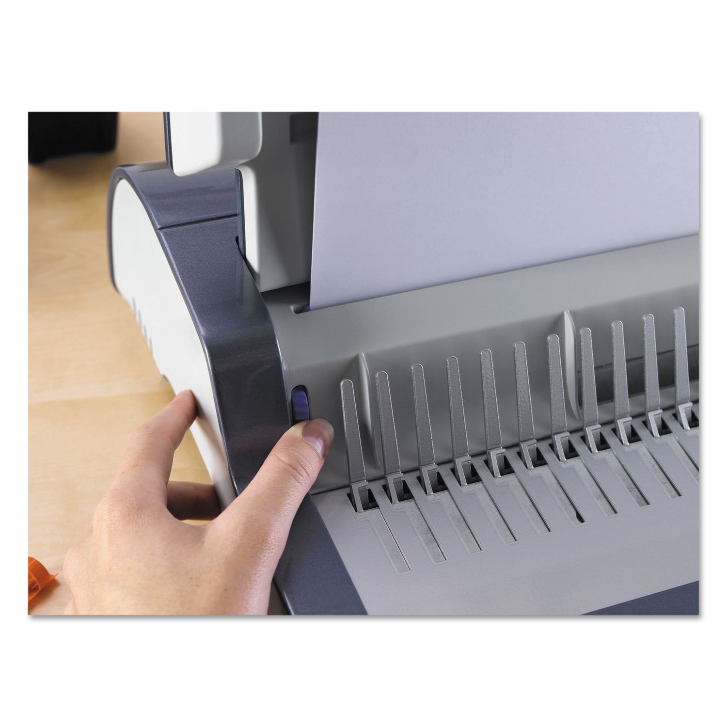 Fellowes Quasar+ Comb Binding Machine (5227201) - 5.1