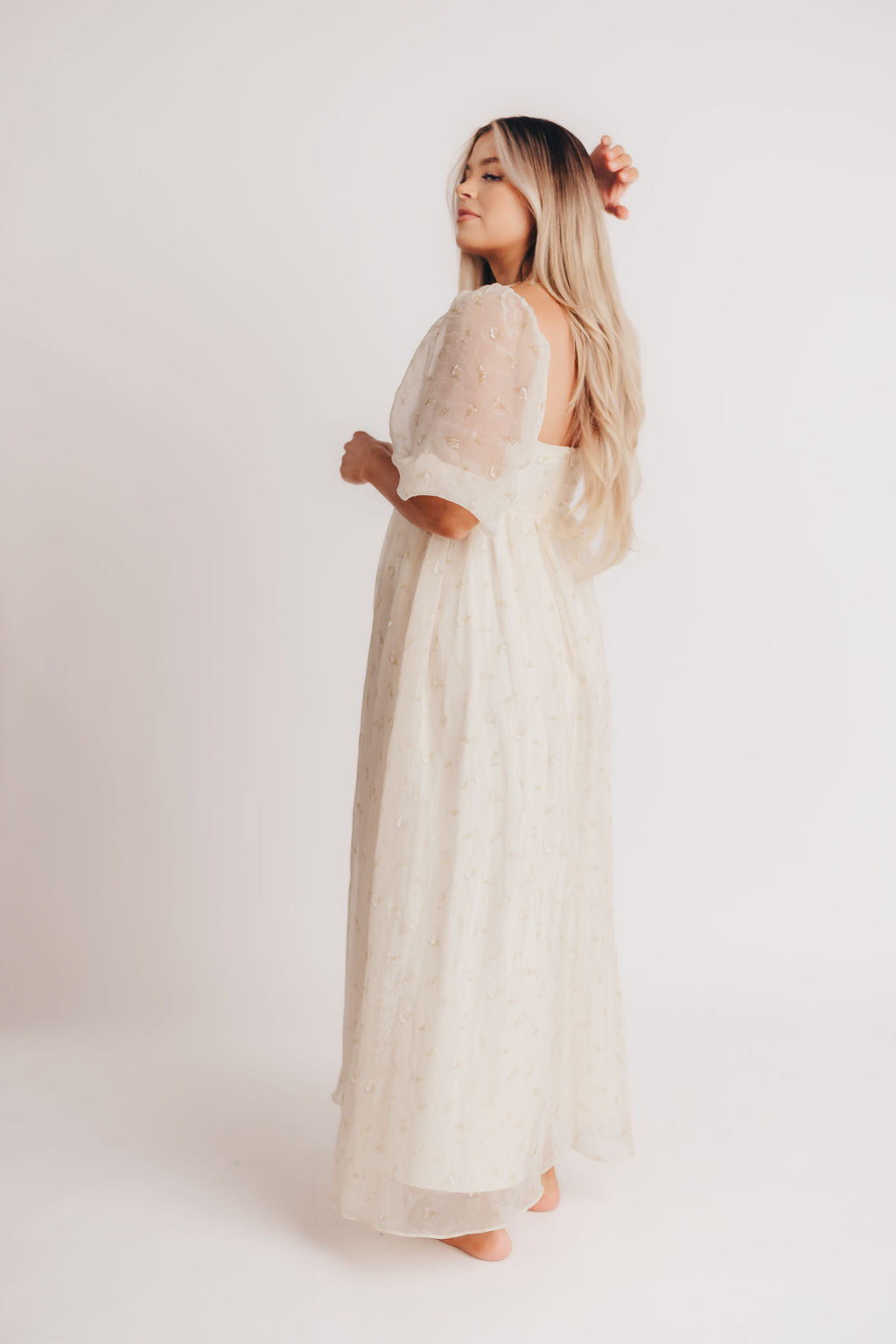 Butter Floral Smocked Maternity Maxi Dress - Bump Friendly, Inclusive Sizing S-3XL for Pregnancy, Baby Showers & Summer Vacations