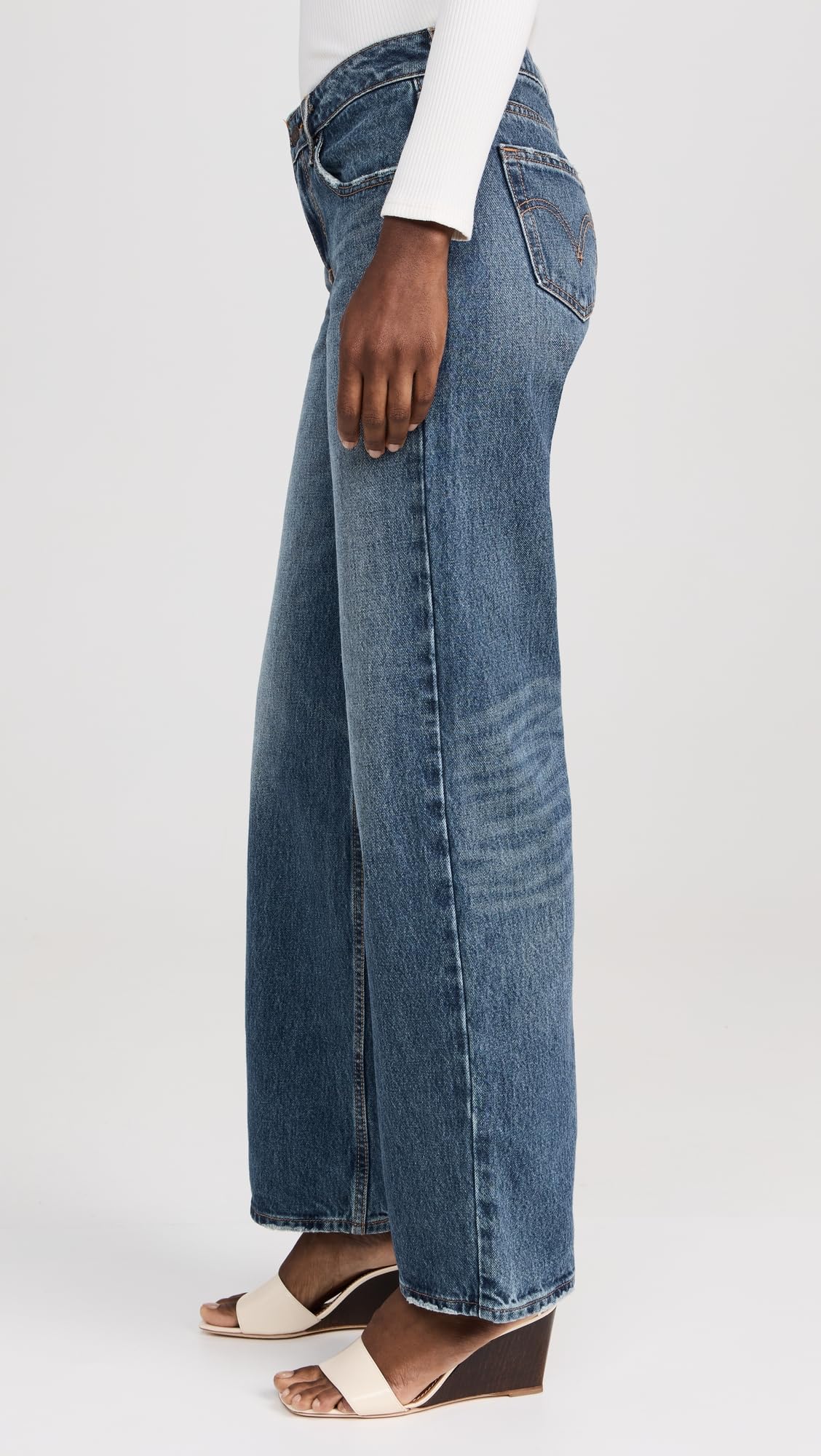 Levi's Women's Low Loose Fit Jeans - Comfortable & Stylish Denim Pants for Casual Wear, Outings & Everyday Fashion