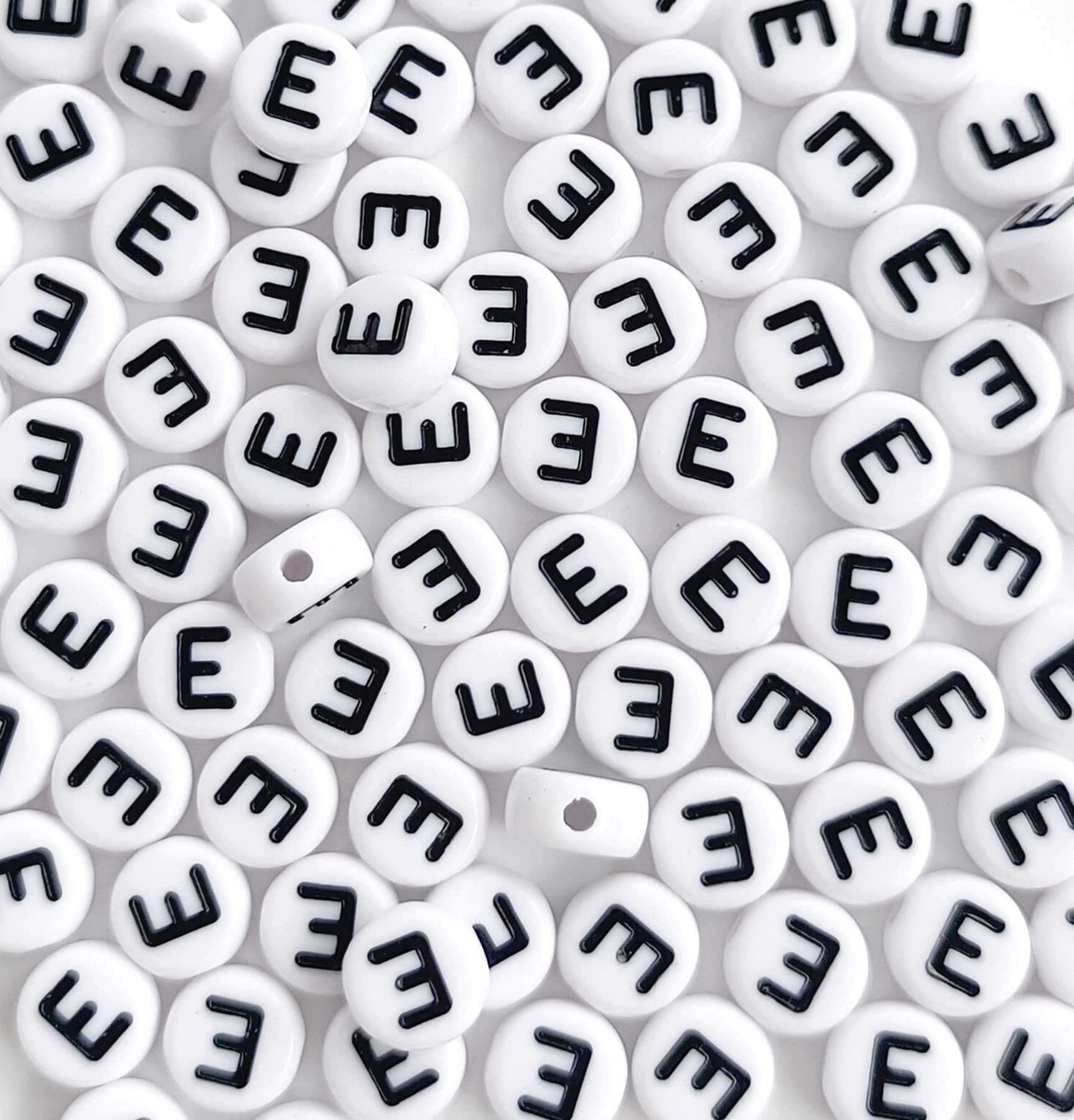 100PCS 4X7mm White Acrylic Alphabet Letter Beads for Jewelry Making - Round Vowel E Beads for DIY Bracelets, Necklaces & Crafts - Perfect for Personalized Jewelry, Scrapbooking & Gift Making