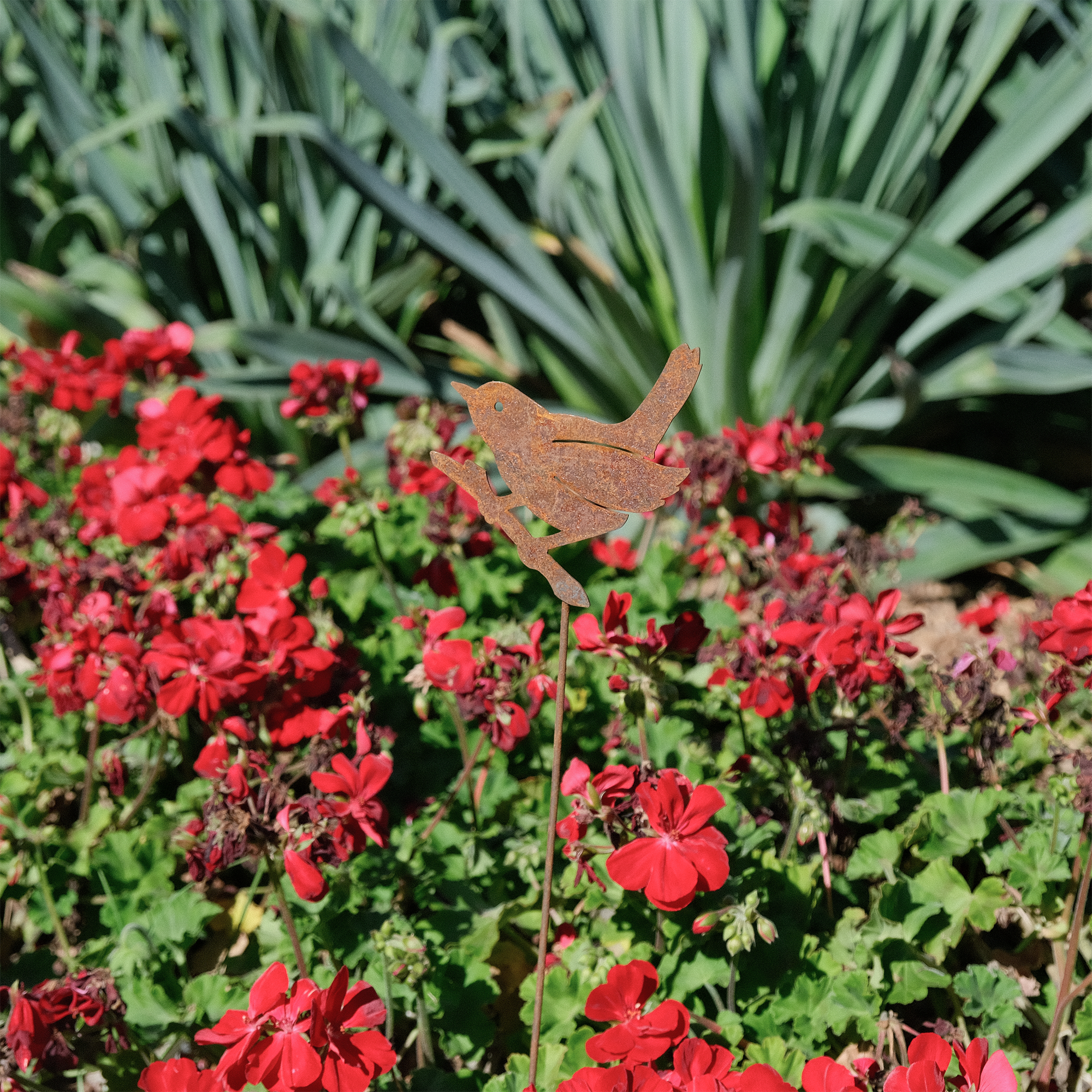 W4940 Rust-Resistant Garden Stakes for Birds - Heavy Duty Metal Plant Supports for Outdoor Gardens, Flower Beds, and Vineyards