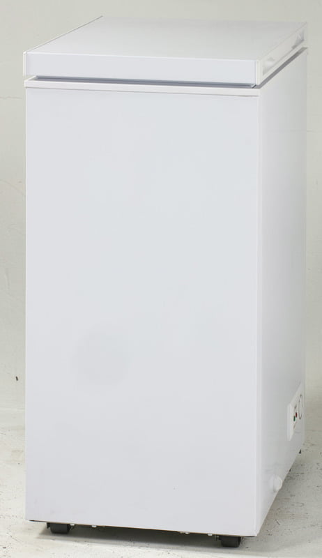 Avanti CF24Q0W 2.5 Cubic Feet Compact Chest Freezer - Energy Efficient Deep Freezer for Home, Garage, or Basement - Perfect for Storing Meat, Frozen Foods & Bulk Groceries