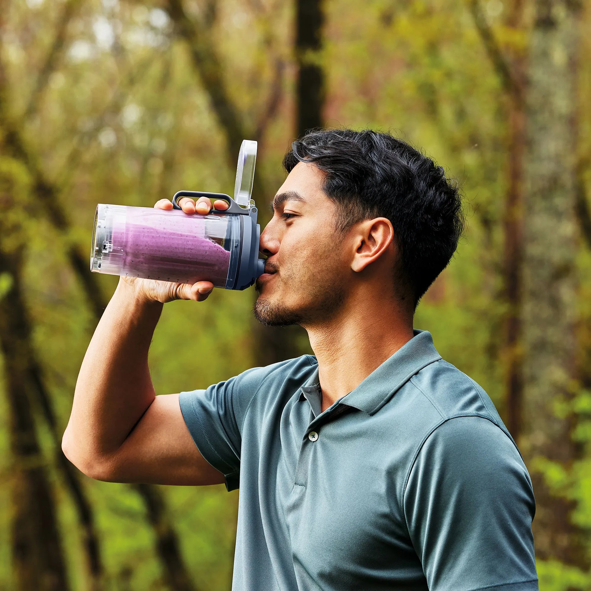 Ninja Blast Max Cordless Portable Blender - Powerful 1000W Motor, 20oz Travel Cup, USB Rechargeable for Smoothies, Protein Shakes & Meal Prep - Perfect for Gym, Office & Outdoor Adventures