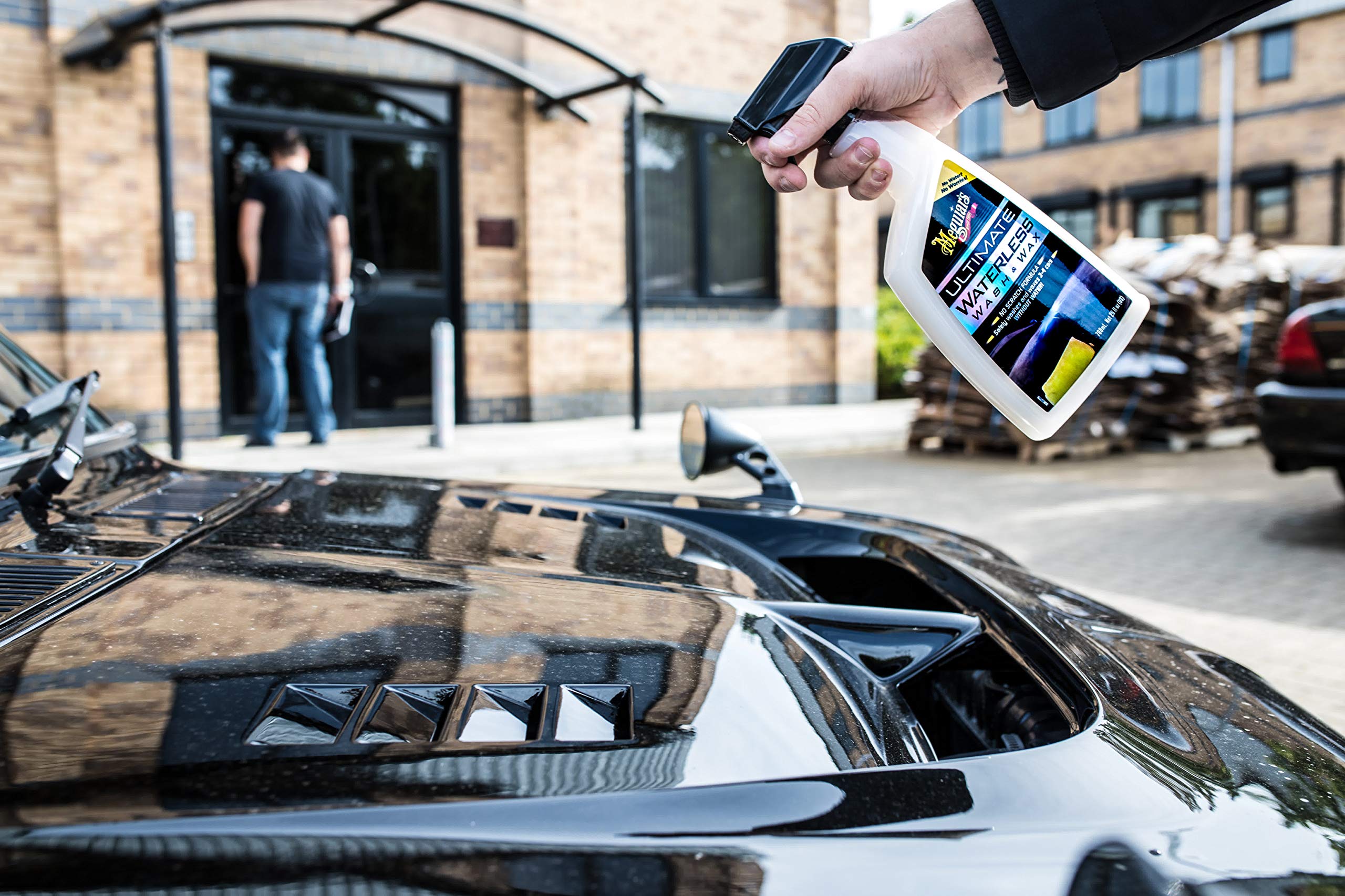 Meguiar's Complete Car Cleaning Kit - Wash, Wax, Wheel & Interior Detailing Kit with Storage Bag - Perfect for Car Wash, Waxing & Detailing at Home or Professional Use