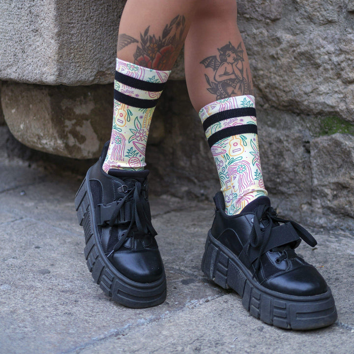 American Socks Signature Tropical Vibe Mid High - Comfortable Cotton Crew Socks for Men & Women - Perfect for Casual Wear, Sports & Outdoor Activities