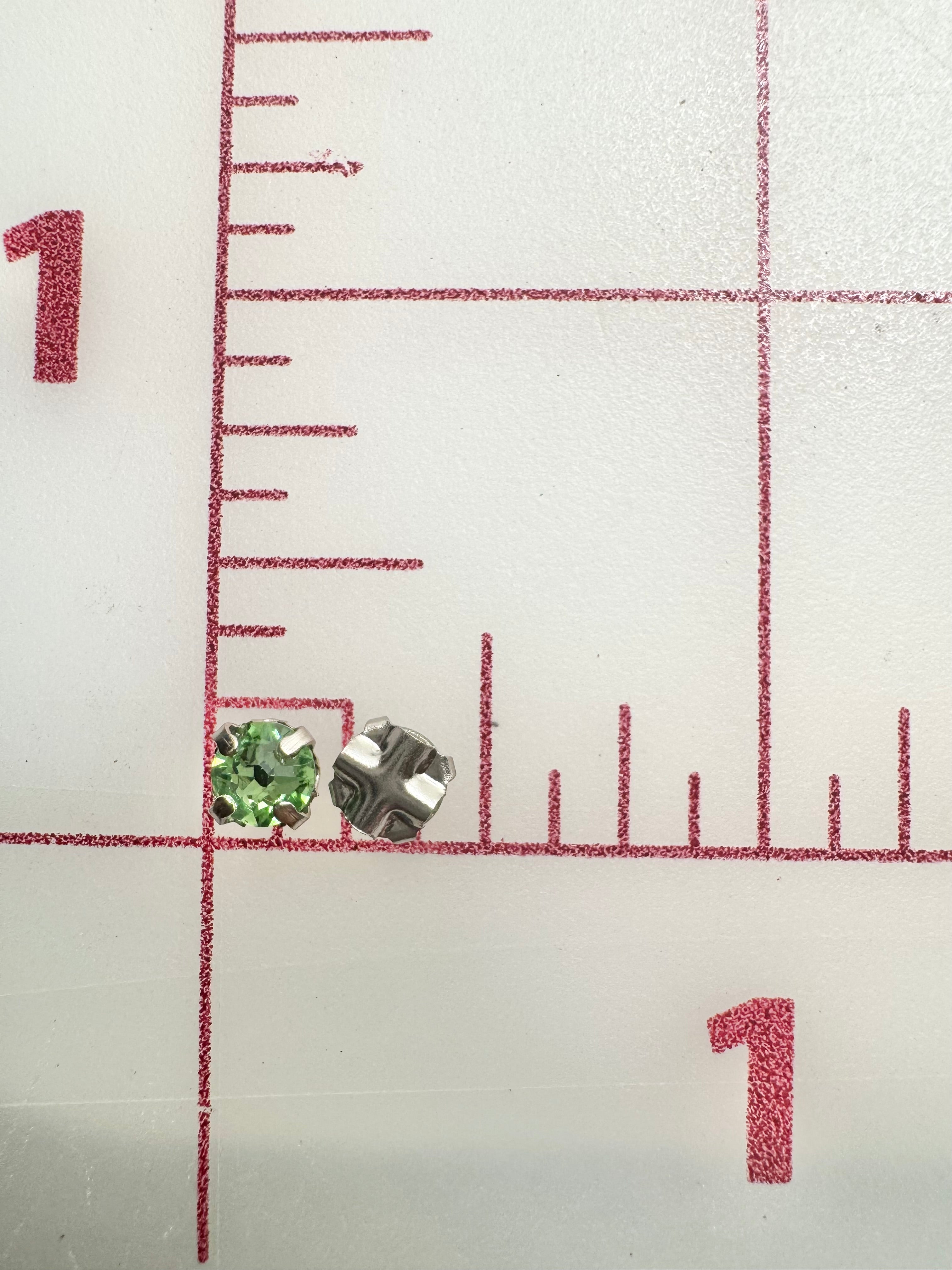 20SS Czech Bright Cut Rose Montees Peridot Rhinestones - Premium Sparkling Stones for Jewelry Making, DIY Crafts, and Fashion Accessories