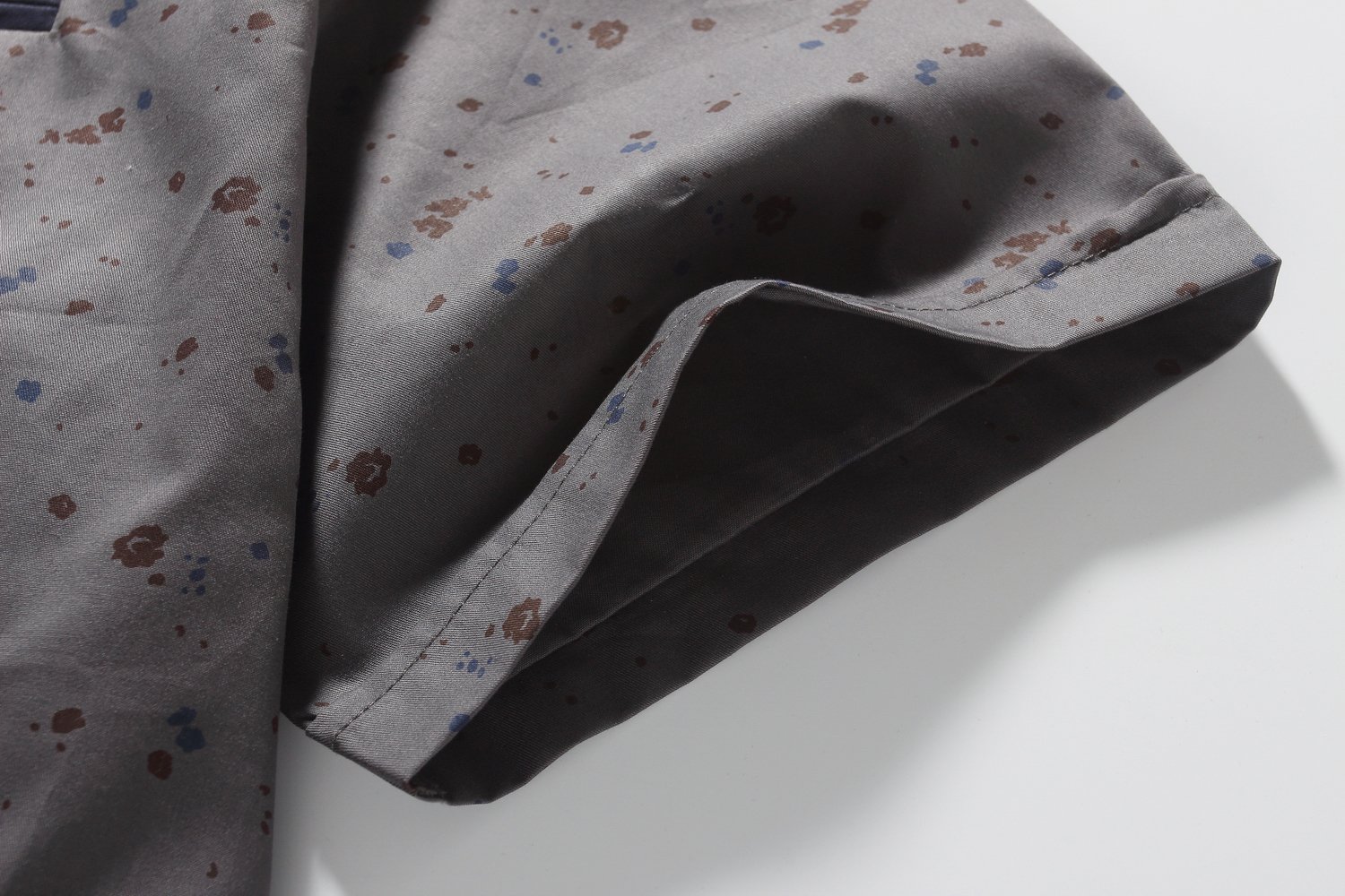 Men's Casual Stylish Cotton Short Sleeve Button Up Shirt with Print Pocket - Summer Dress Shirts for Office, Party & Outdoor Wear