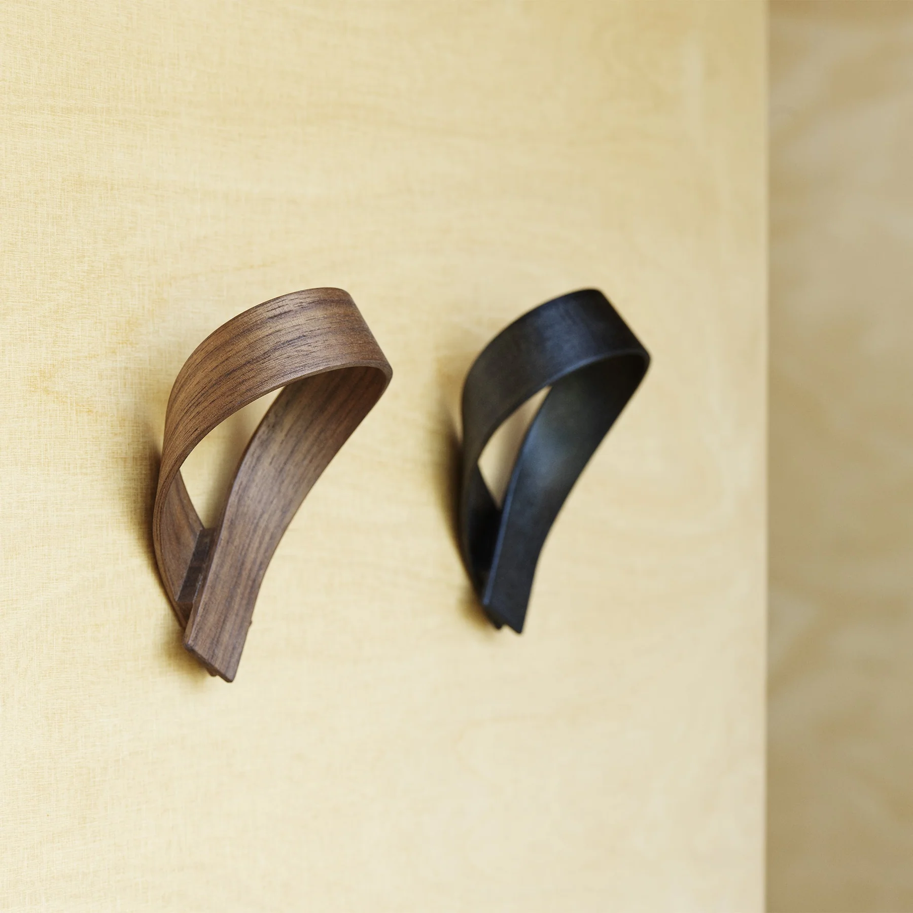 Stylish Walnut Wood Coat Hooks Set of 2 - Elegant Wall-Mounted Entryway Organizer for Hats, Coats & Bags | Perfect for Hallway, Bedroom & Mudroom Decor