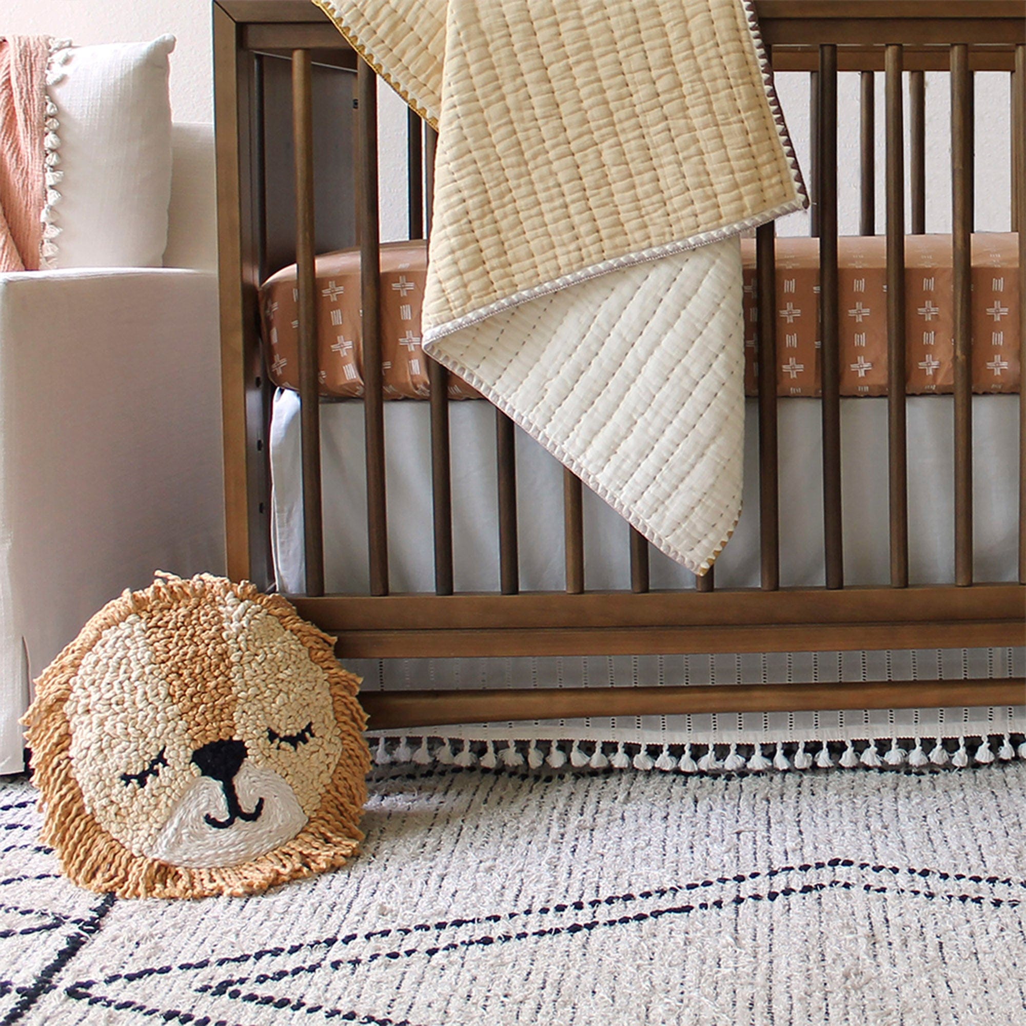 Soft Crane Baby Lion Pillow Cover with Filling & Storage Bag - Cute Nursery Decor for Boys & Girls, Perfect for Baby Showers & Kids Bedroom