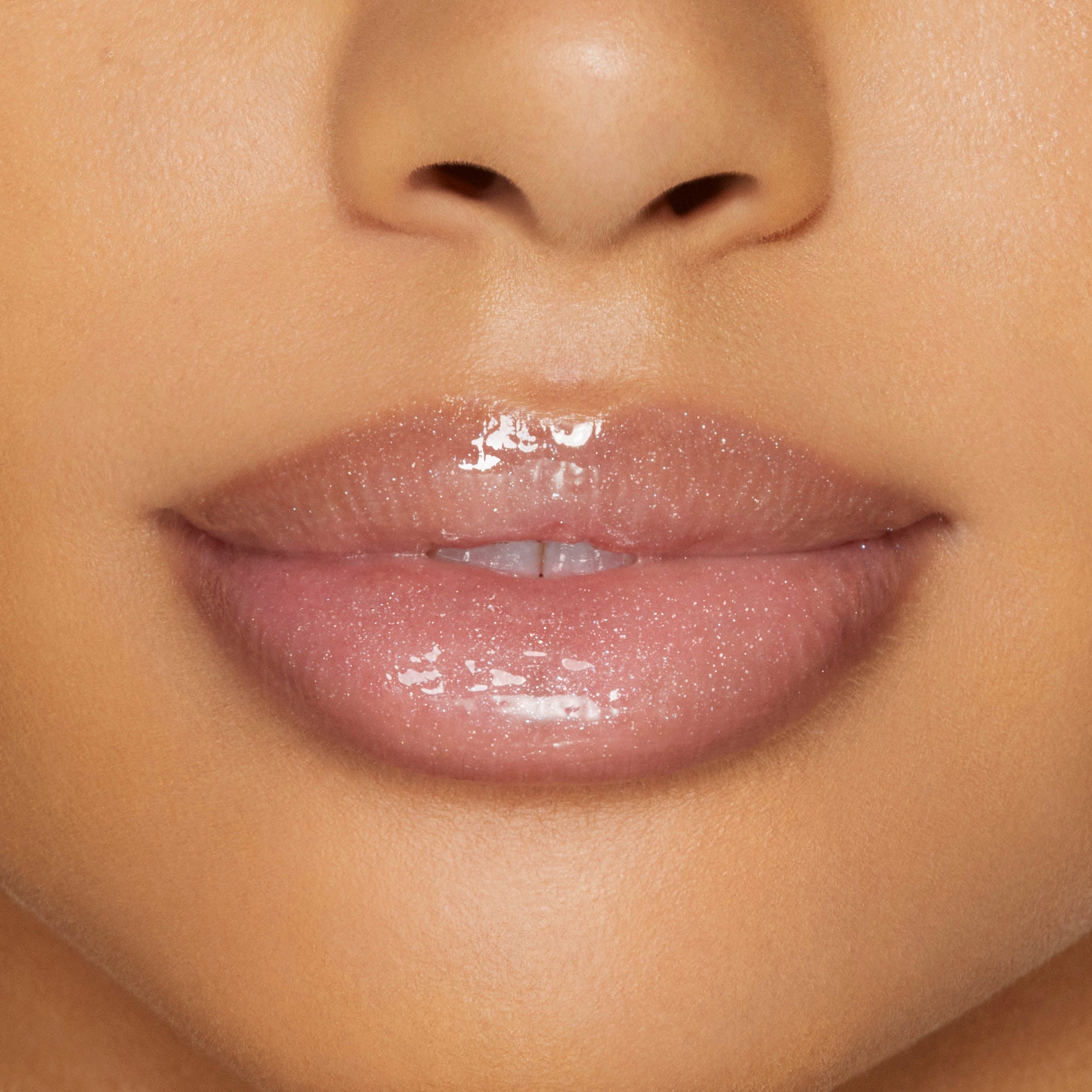 Best Plumping Lip Gloss for Fuller Lips - Hydrating & Shiny Lip Gloss with Collagen - Perfect for Daily Wear & Special Occasions