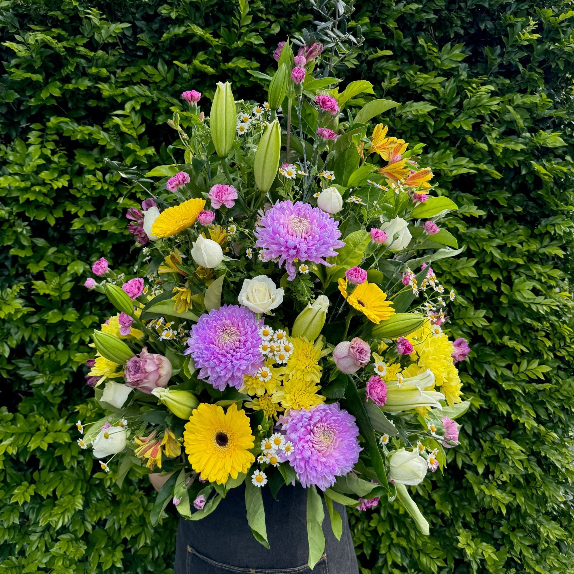 Large Ceremony Flower Arrangement in Mauve, Yellow & White - Perfect for Weddings, Parties & Special Events
