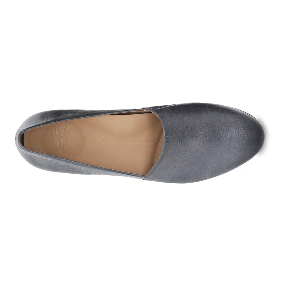 Danskø Larisa Women's Comfortable Slip-On Shoes for Work, Nursing & Everyday Wear - Stylish & Supportive Footwear for Professionals