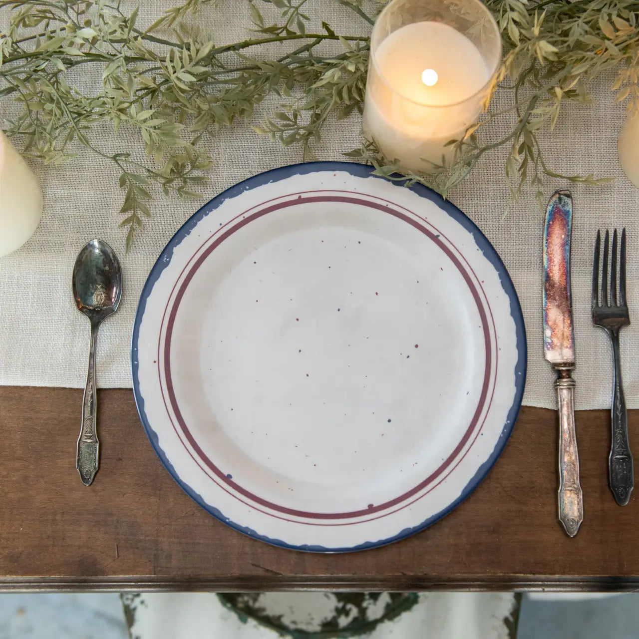 Vibrant Blue and Red Border Decorative Plate - Elegant Dinnerware for Parties, Weddings & Home Decor