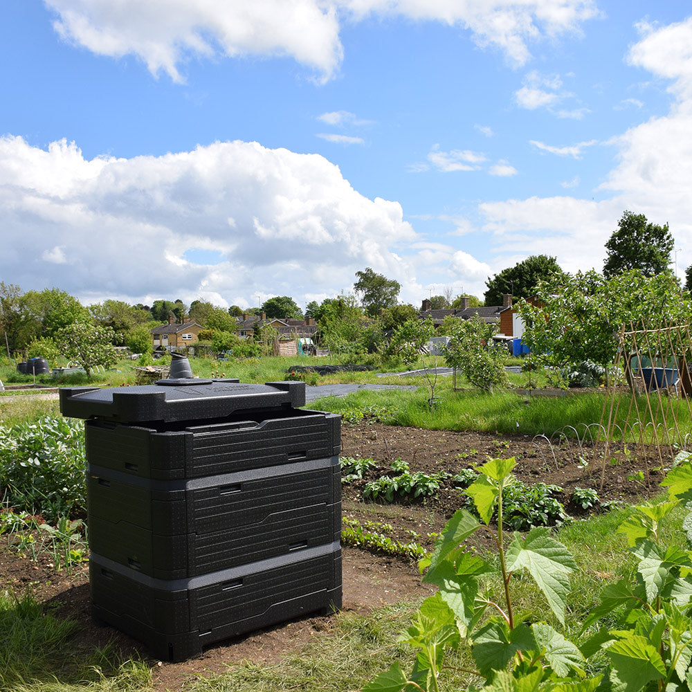 HOTBIN Mega 700 Hot Composter Bin - 185 Gallon Large Capacity for Fast Organic Waste Recycling | Perfect for Backyard Gardening, Sustainable Composting & Eco-Friendly Waste Management