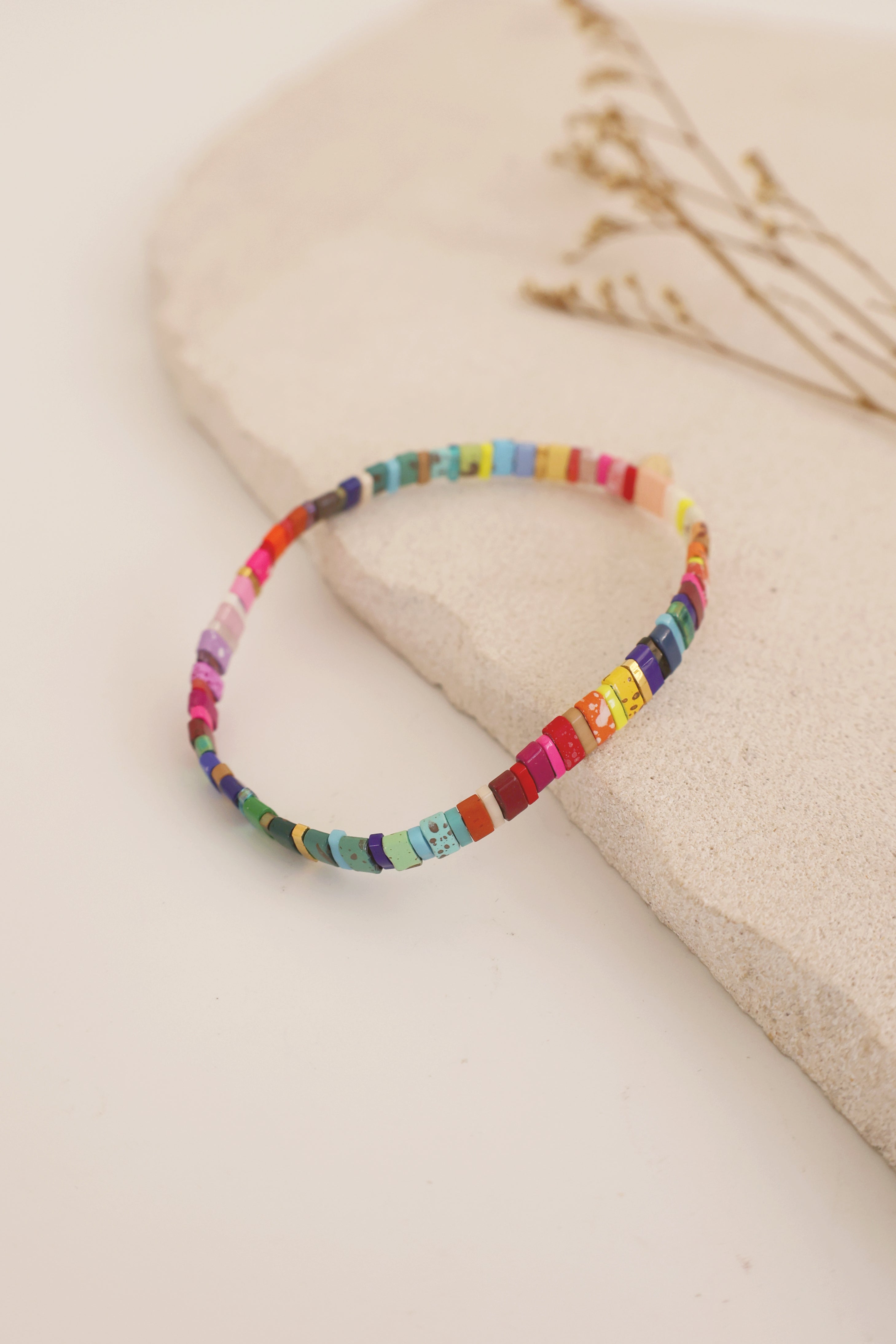 Beaded Chicklet Bracelet Set - Colorful Beaded Elastic Bracelets for Women & Girls - Perfect for Parties, Gifts & Everyday Wear