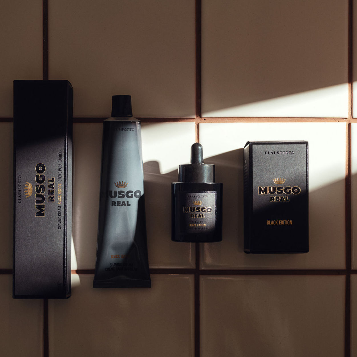 Premium Beard Oil for Men - Black Edition | Natural Growth & Conditioning | Grooming & Styling for Beards & Mustaches | Perfect for Daily Use & Special Occasions
