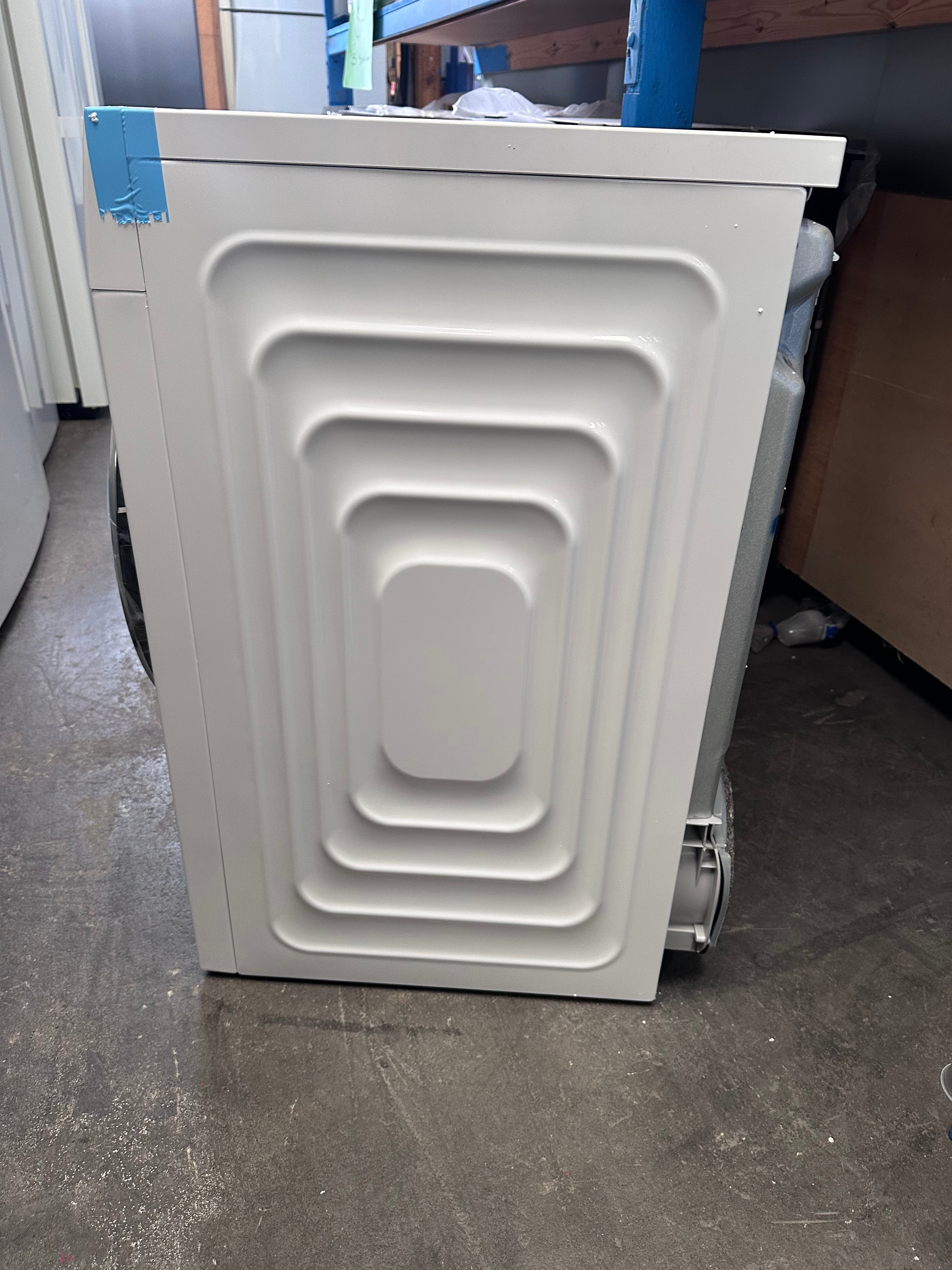 Beko BDPB802SW 8kg Heat Pump Dryer - Energy Efficient White Laundry Dryer for Home Use [Factory Second] | Perfect for Apartments & Small Spaces