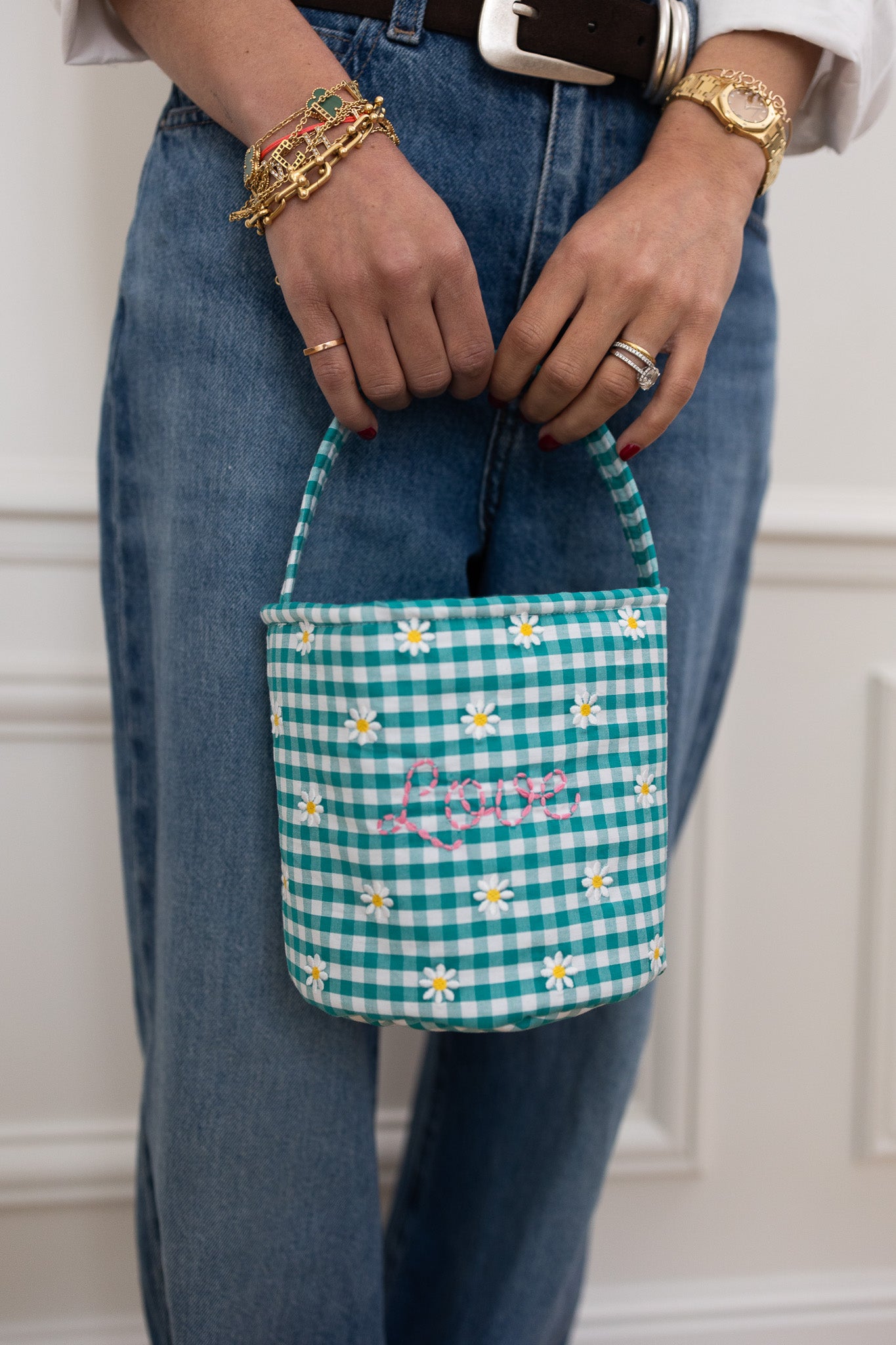 Stylish and Durable Bucket Bag for Women & Kids - Perfect for School, Travel, and Everyday Use