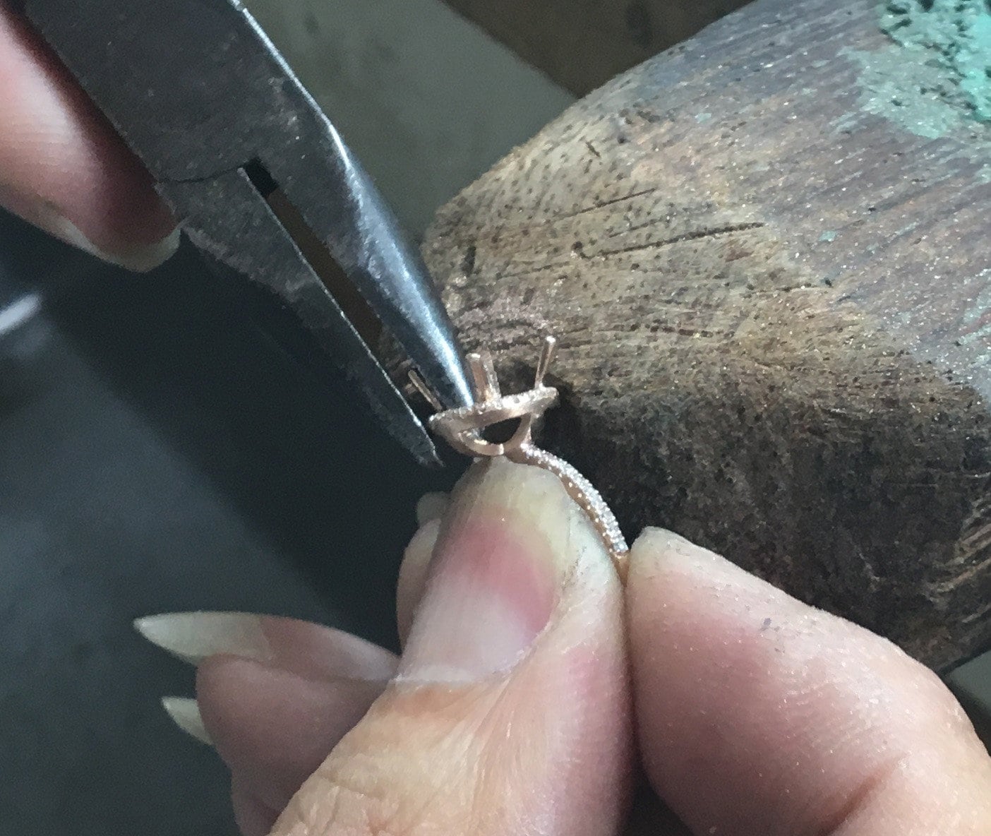 Custom Personalized Gifts for Nicholas Spartz - Unique Engraved & Monogrammed Presents for Birthdays, Anniversaries & Special Occasions