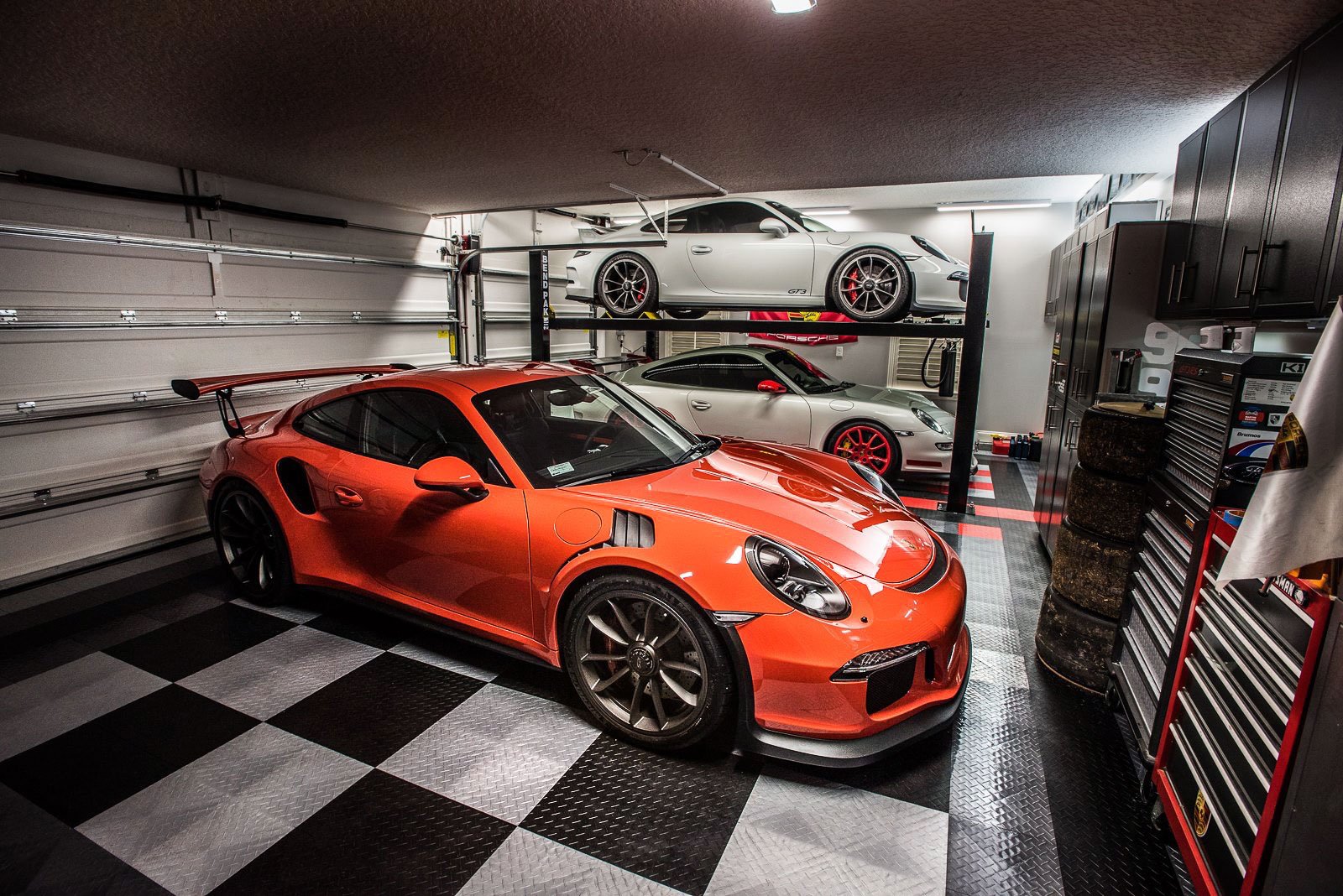 RaceDeck Diamond Plate Garage Floor Tiles - 24-Piece Durable Interlocking Modular Flooring System for Home & Commercial Use - Alloy Construction - Perfect for Garages, Workshops, Basements & Auto Shops