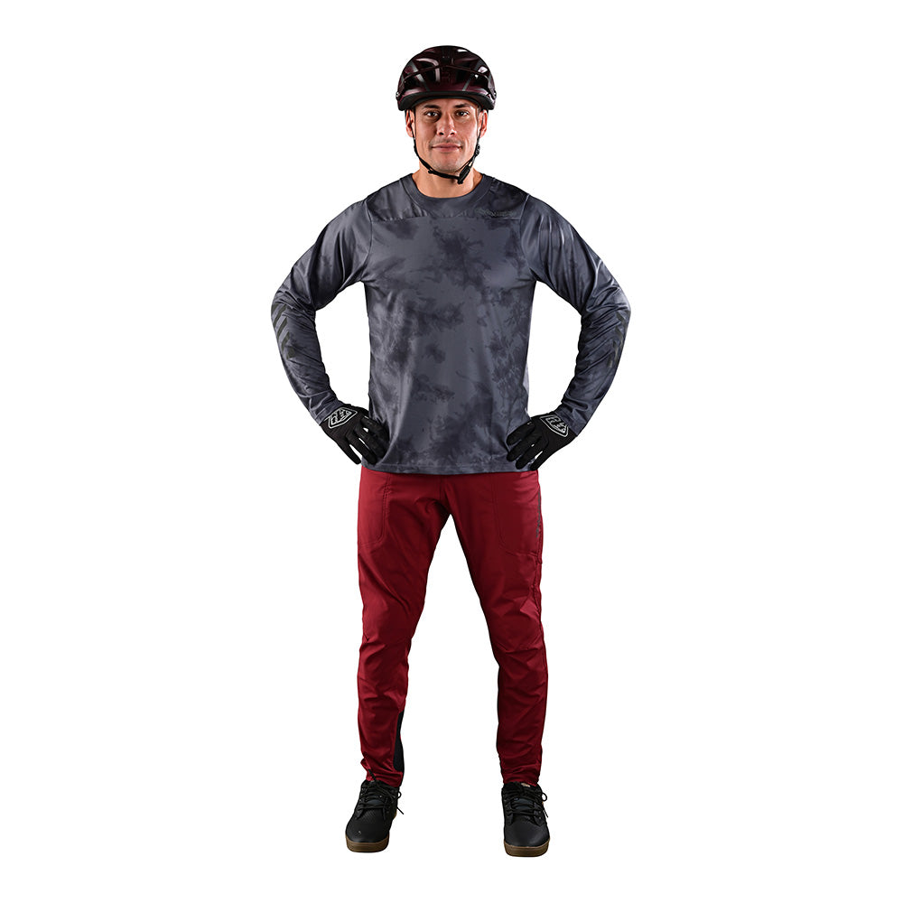 Skyline LS Chill Jersey Tie Dye Charcoal - Comfortable Long Sleeve Tie-Dye Shirt for Men & Women - Perfect for Yoga, Running, and Casual Wear