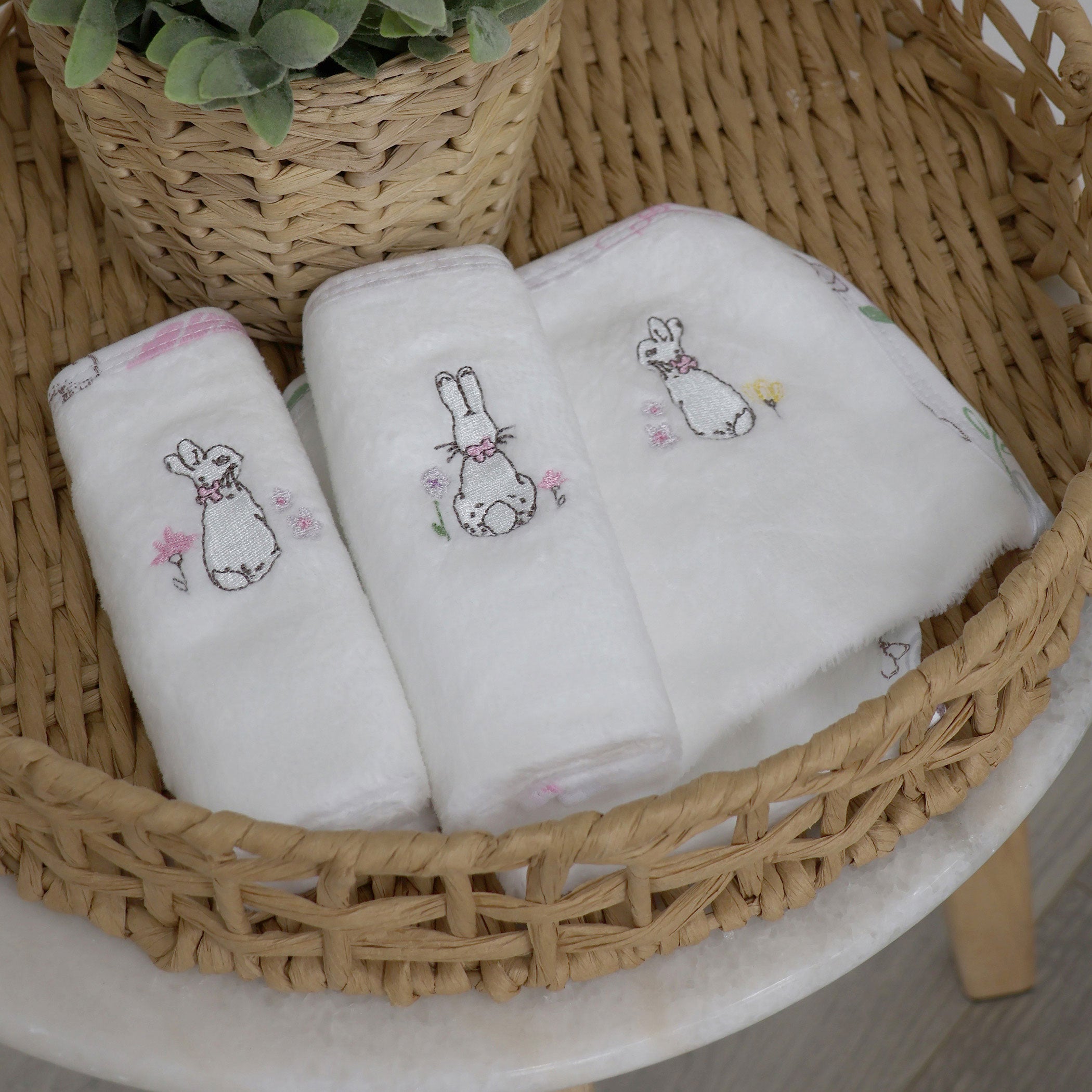 Peter Rabbit 'New Adventure' 3 Pack Soft Cotton Face Washers for Kids - Pink | Gentle Baby Washcloths for Bath Time & Skincare | Cute Nursery Accessories