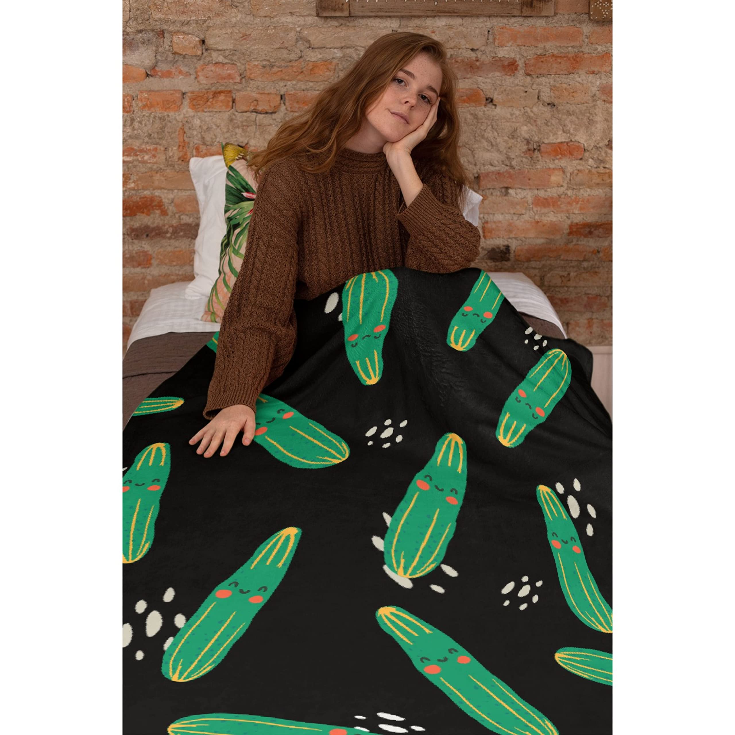 Super Soft Flannel Fleece Pickle Throw Blanket - XL 120x90 Inch Plush Lightweight Cozy Blanket for Couch, Sofa & Bed | Perfect Gift for Family & All Season Use | Great for Movie Nights, Camping & Home Decor