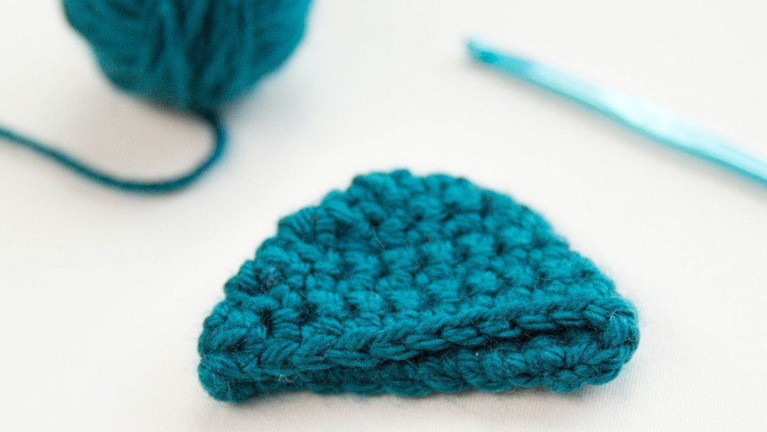 How to Work Short Rows in Crochet - Step-by-Step Crochet Tutorial for Beginners & Advanced - Perfect for Sweaters, Shawls & Garment Shaping
