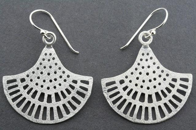 Elegant Lace Cutout Chandelier Earrings for Women - Vintage Boho Dangle Drop Earrings - Perfect for Weddings, Parties & Evening Events