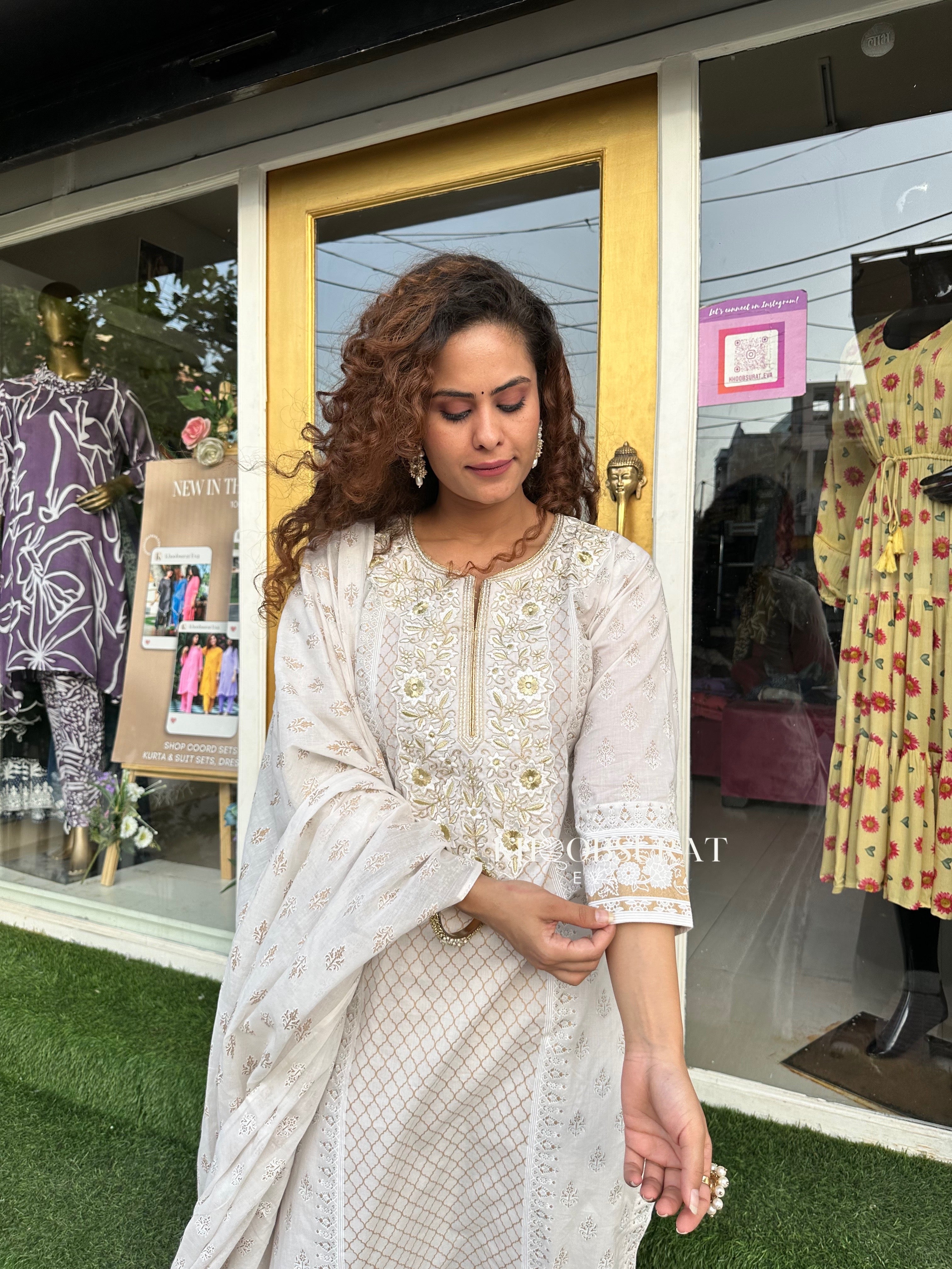 Elegant White Cotton Suit with Exquisite Embroidery for Women - Perfect for Weddings, Parties & Formal Events
