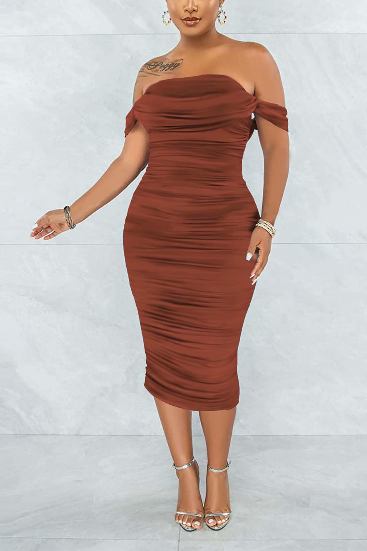 Sexy Off Shoulder Sleeveless Bodycon Dress for Women - Ruched Midi Cocktail Party Dress, Elegant Evening Gown for Night Out, Date Night & Special Occasions