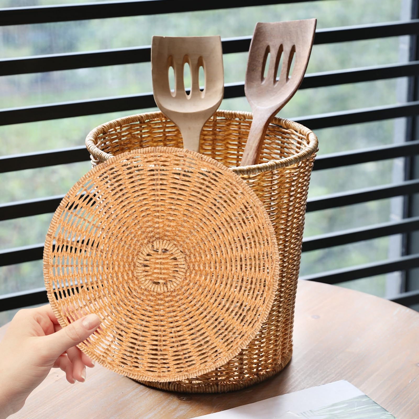 Zerodeko Stackable Stoneware Mugs with Lids & Wicker Trash Can Replacement Cover - Decorative Basket Lid for Garbage Bin, Luxury Plastic Clothes Hanger - Perfect for Kitchen, Bathroom, and Home Organization