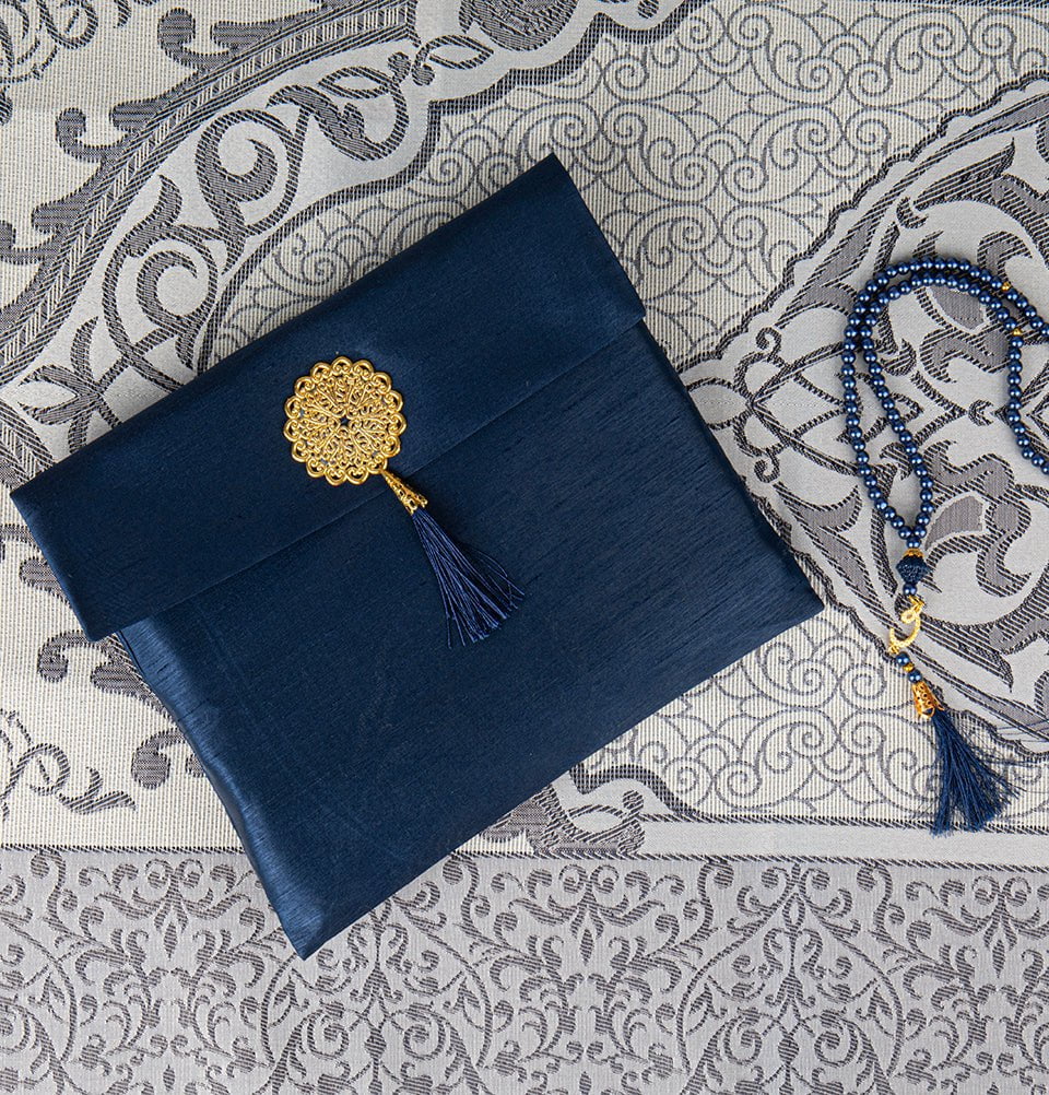 Premium Islamic Gift Set - Navy Blue Prayer Mat & Tesbih with Elegant Taffeta Gift Bag | Perfect for Ramadan, Eid, Hajj & Daily Prayers