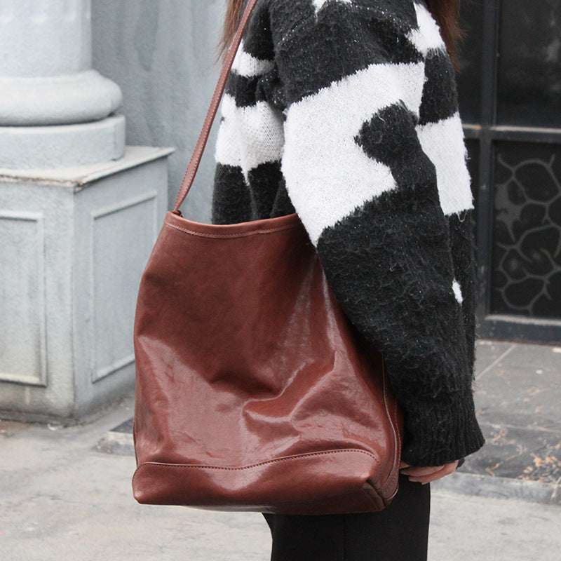 Minimalist Soft Leather Bucket Bag for Women - Stylish & Lightweight Crossbody Handbag for Daily Use, Work, Travel & Shopping
