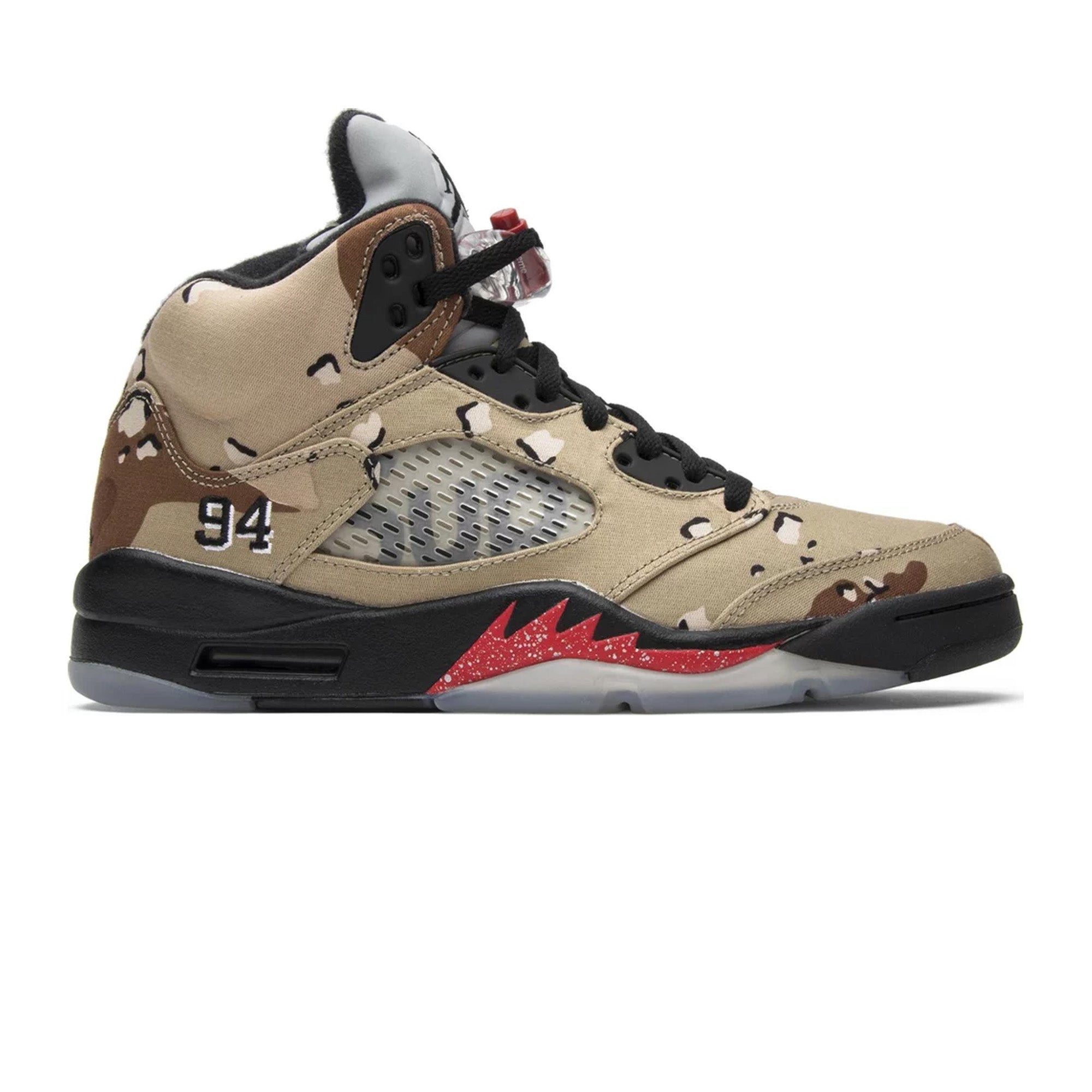 Air Jordan 5 Retro x Supreme 'Desert Camo' Sneakers (2015) - Men's Basketball Shoes for Streetwear & Sneaker Collectors - Perfect for Urban Fashion and Limited Edition Collecting