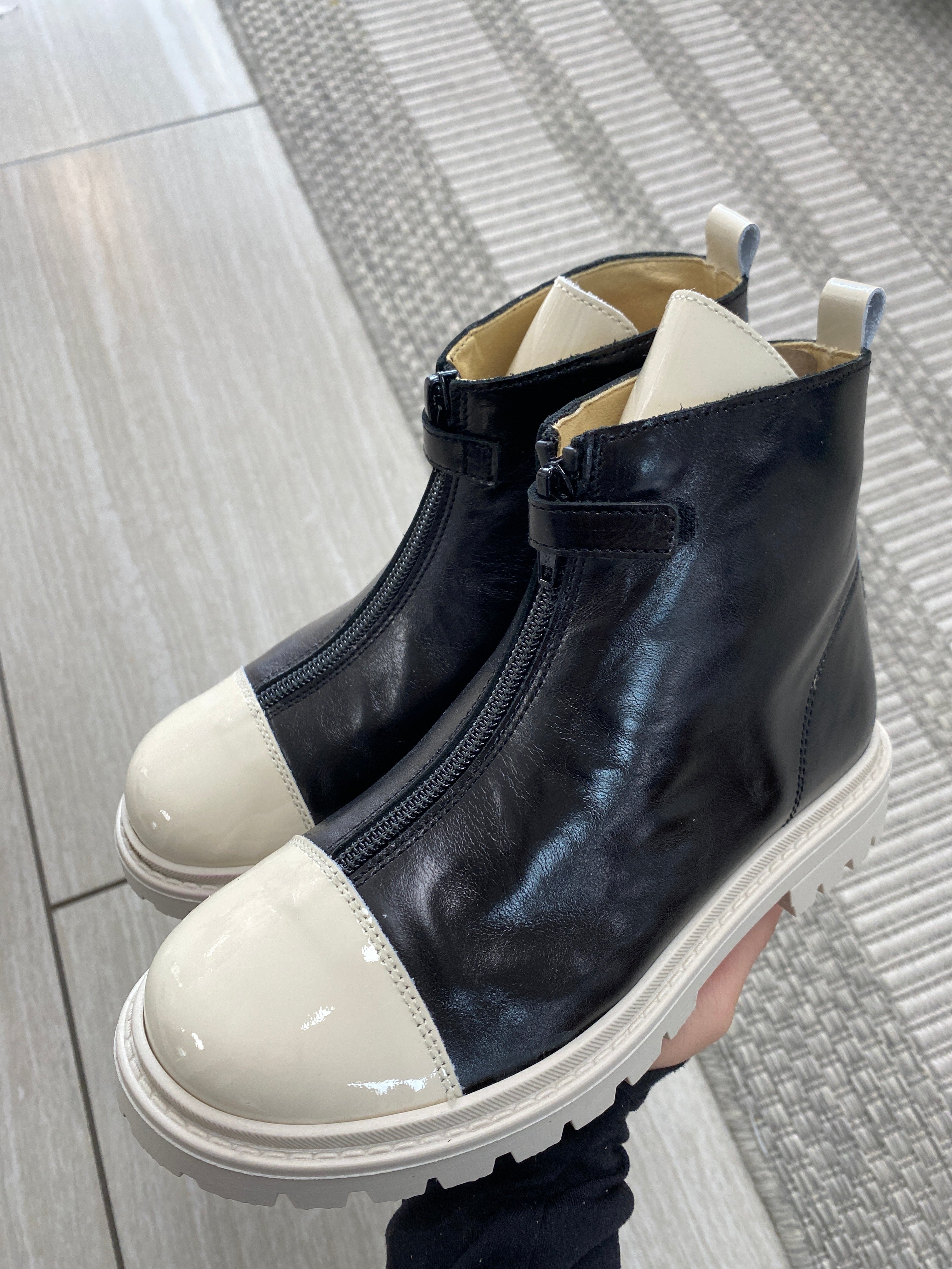 Andanines Black & White Captoe Zipper Booties for Women - Stylish Chunky Heel Ankle Boots for Office, Party & Fall Fashion