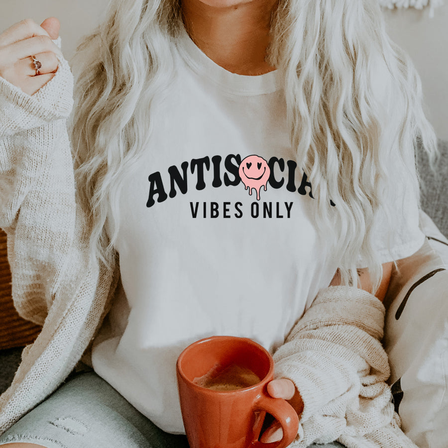Anti Social Vibes T-Shirt - Trendy Graphic Tee for Men & Women - Perfect for Streetwear, Casual Outfits & Music Festivals