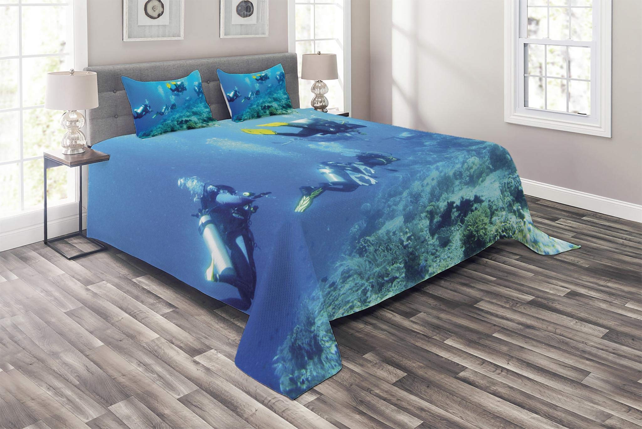 Lunarable Ocean Themed Quilt Set - King Size 3-Piece Bedspread with 2 Pillow Shams, Scuba Diver Design Featuring Underwater Stones, Fish & Bubbles in Sky Blue, Yellow & Blue - Perfect for Beach House Decor, Coastal Bedroom Theme or Ocean Lover's Retreat
