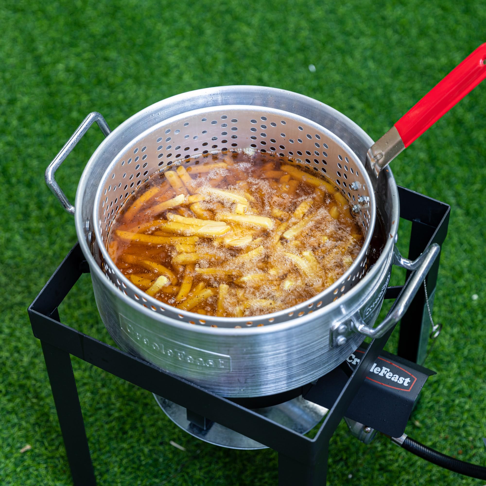 Creole Feast TFP1030 30 Quart Turkey Fryer & 10 Quart Fish Fryer Kit with 50,000 BTU Propane Burner – Outdoor Deep Fryer & Seafood Boiler Steamer for Backyard Cooking, Camping, Tailgating – Silver & Black