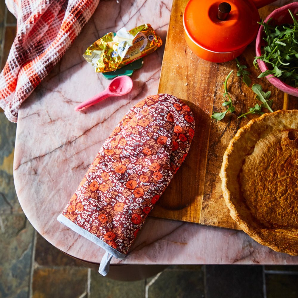 Premium Florentine Oven Mitt - Heat Resistant Kitchen Glove for Baking, Grilling & Cooking - Perfect for Home Chefs & Holiday Gift Giving
