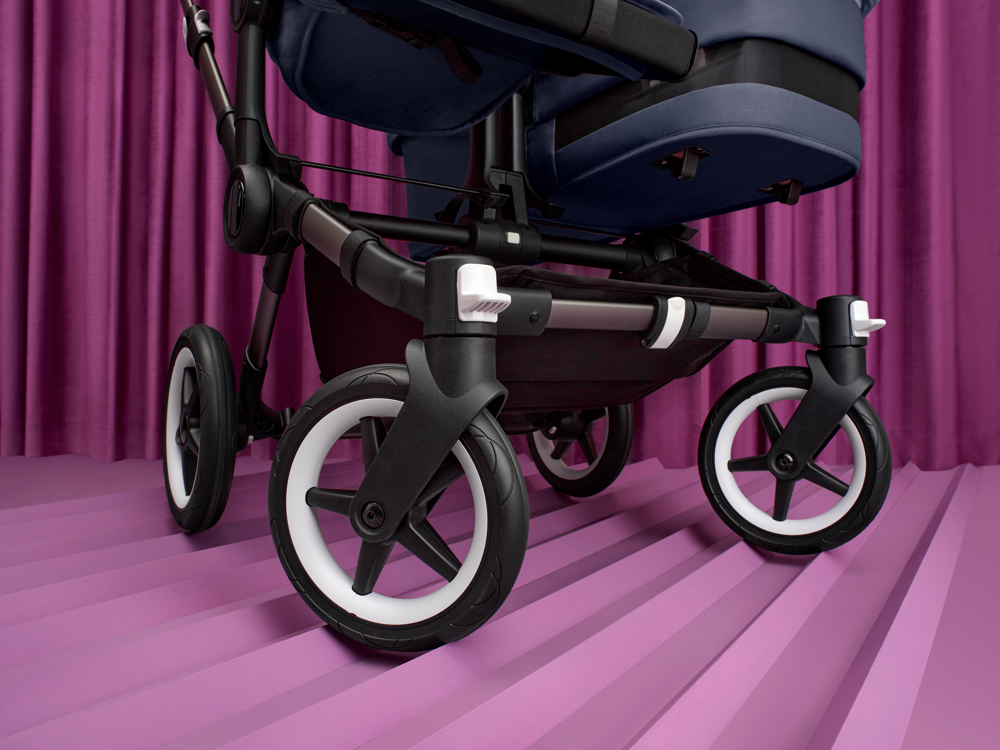 Bugaboo Donkey 5 Twin Double Stroller Complete Set with 2 Seats & 2 Bassinets - Premium Side-by-Side Baby Stroller for Twins - Perfect for City Walks, Shopping & Family Outings