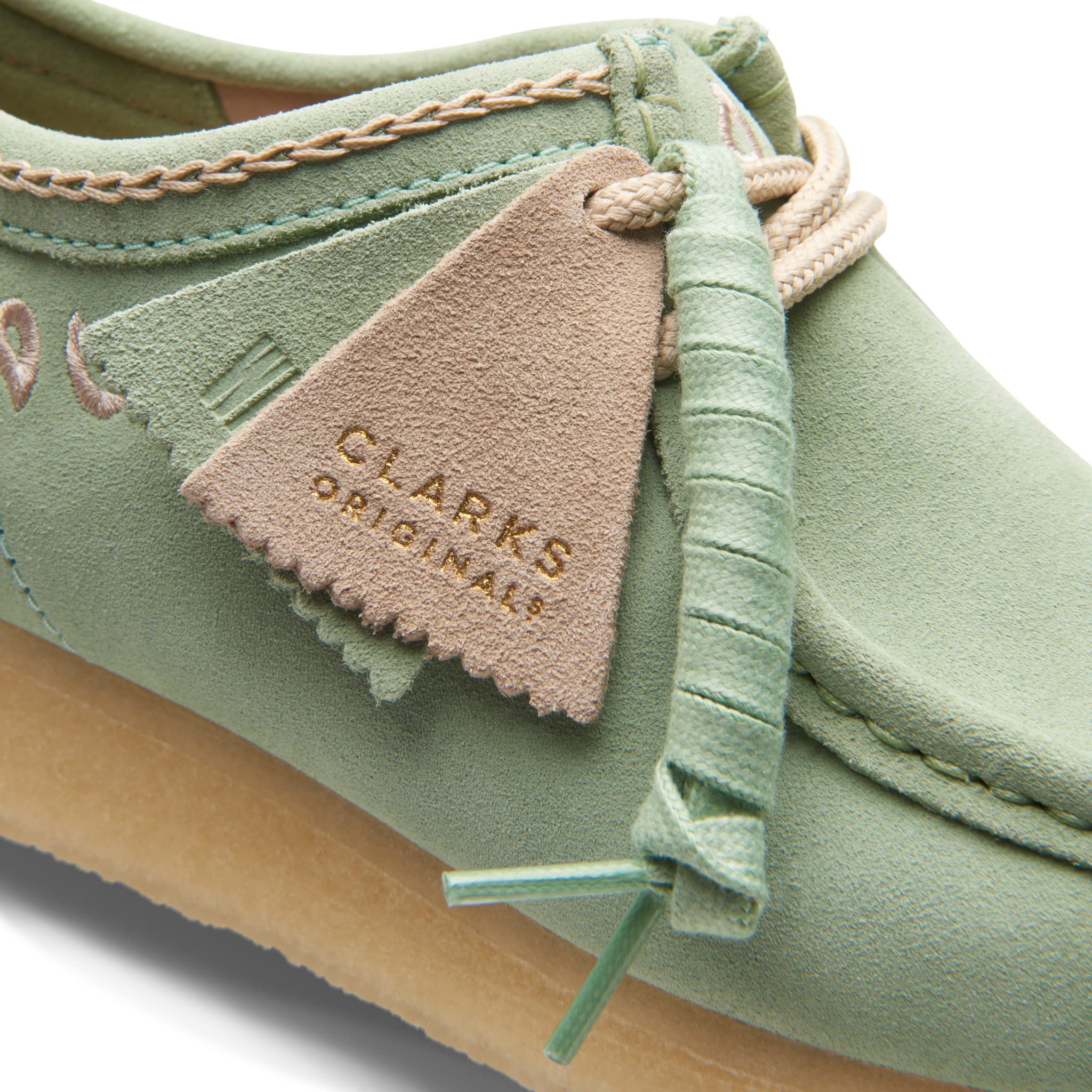 Clarks Men's Wallabee Comfort Casual Shoes - Genuine Leather Moccasin Style for Everyday Wear | Perfect for Office, Travel & Relaxation
