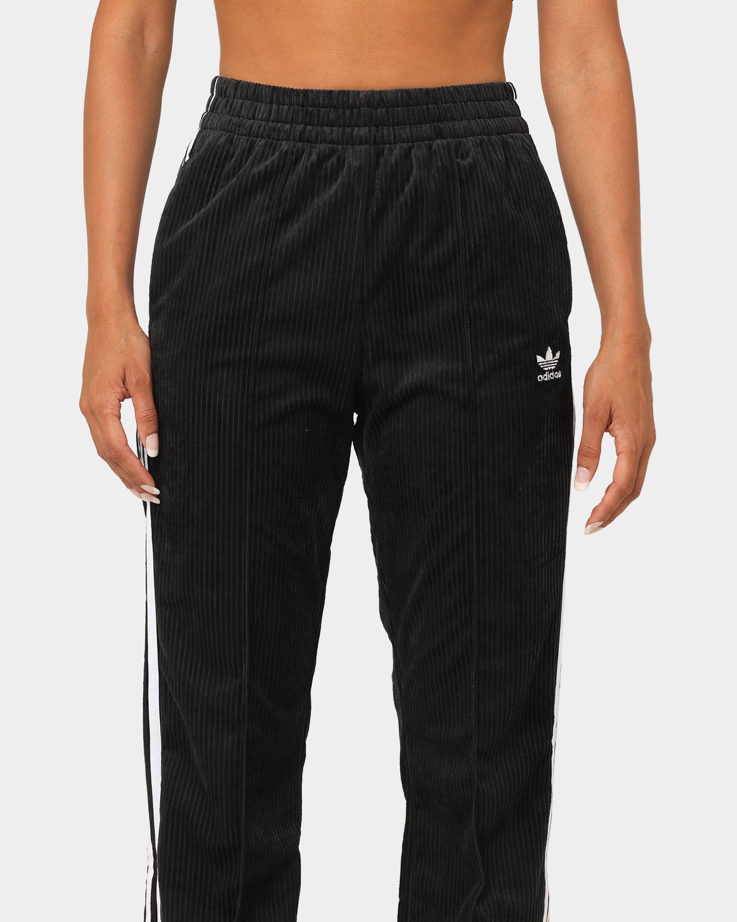 Adidas Women's Adicolour Classics Chunky Velour Pants - Black | Comfortable High Waisted Lounge Pants for Casual Wear, Yoga & Home Relaxation