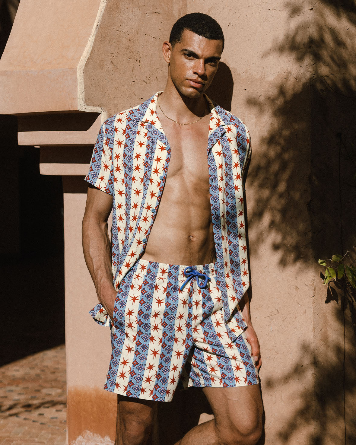 Stylish Star Stripe Print Short Sleeve Shirt for Men - Casual Summer Tops for Outdoor Activities & Beach Wear