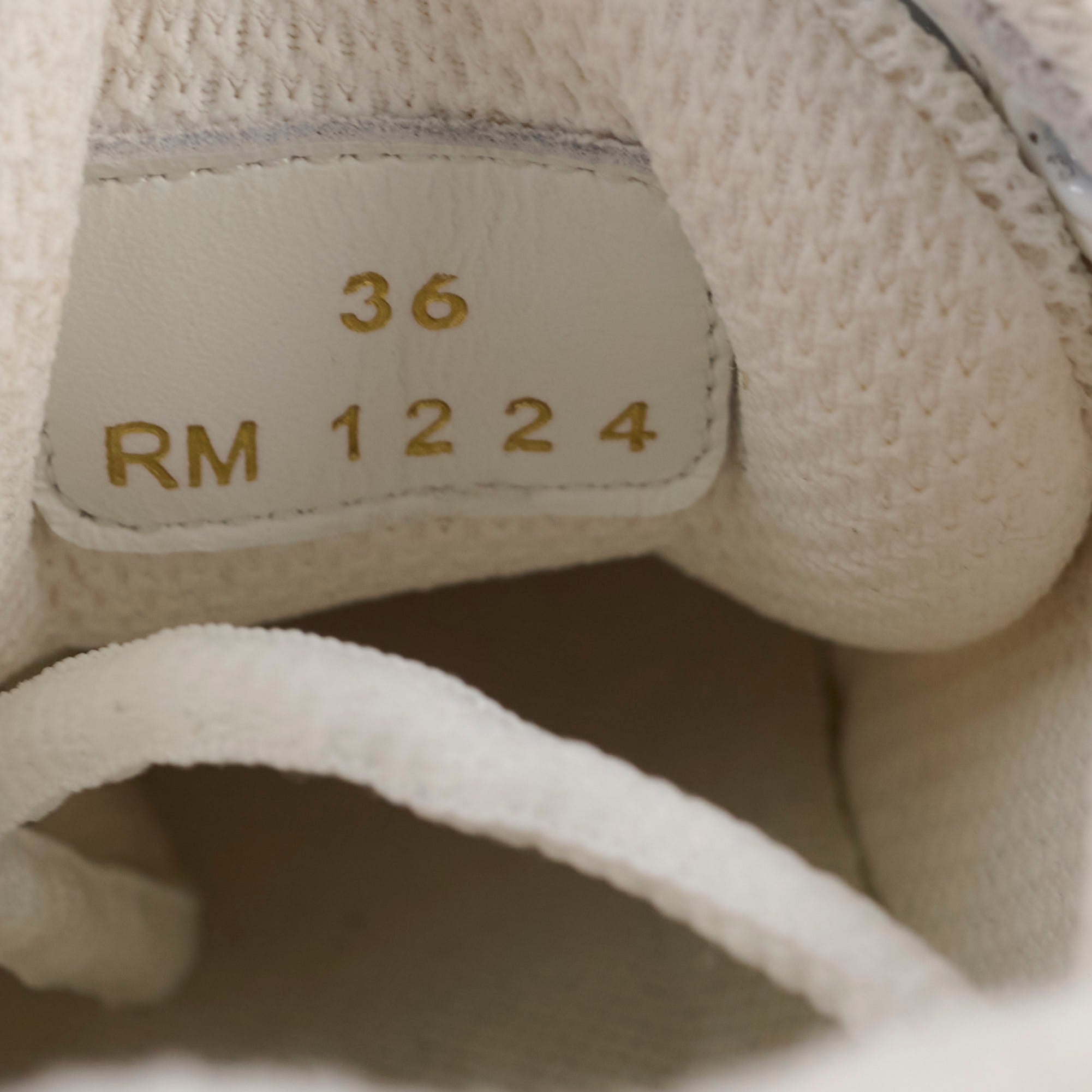 Celine Runner CR 03 Low Lace Up Sneakers - Breathable Mesh & Premium Suede Calfskin - Casual Streetwear & Everyday Comfort Shoes for Men & Women