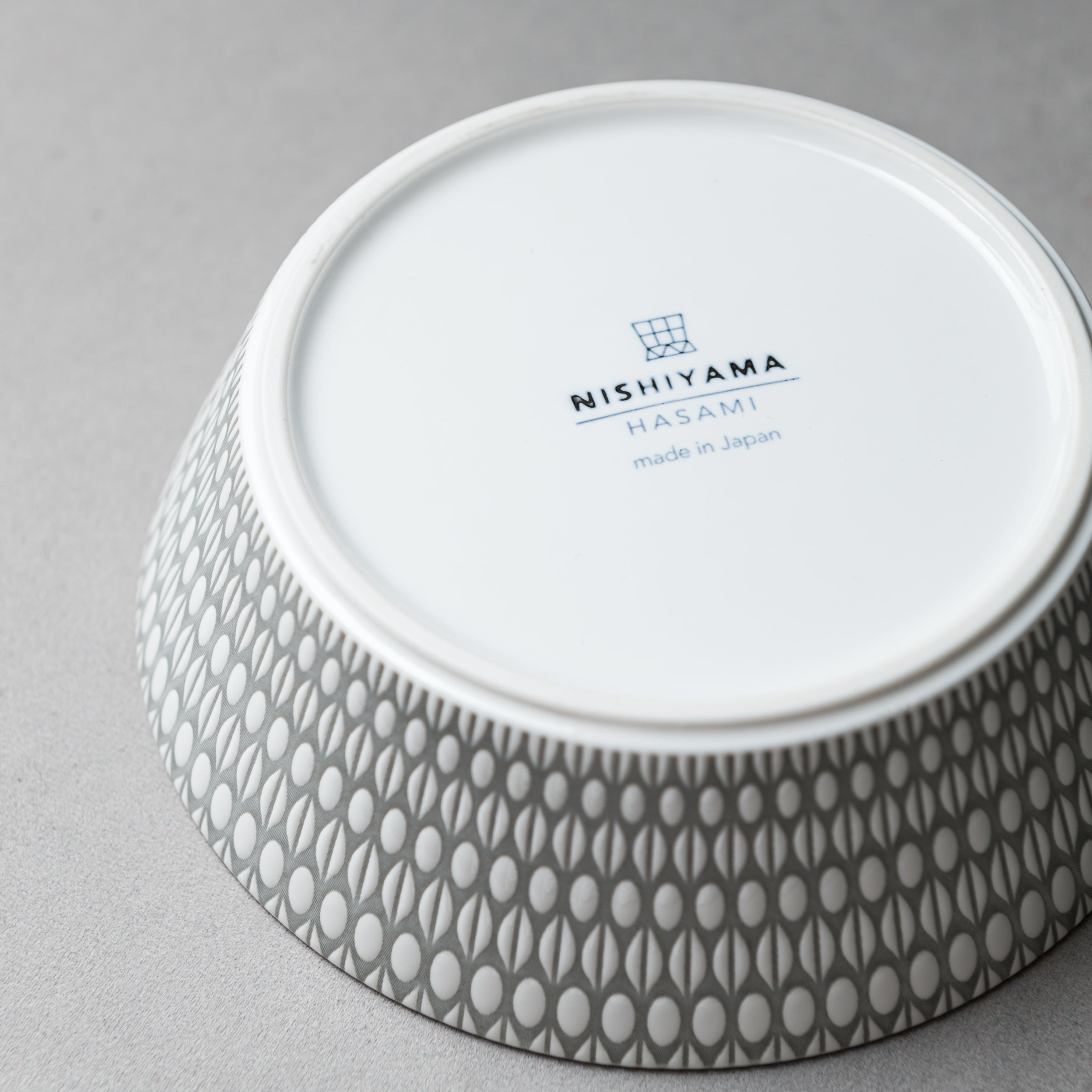 NISHIYAMA Saint Amuse Bowl - 5 Color Options | Elegant Ceramic Serving Bowl for Salads, Pasta & Desserts | Perfect for Dining, Entertaining & Gifts