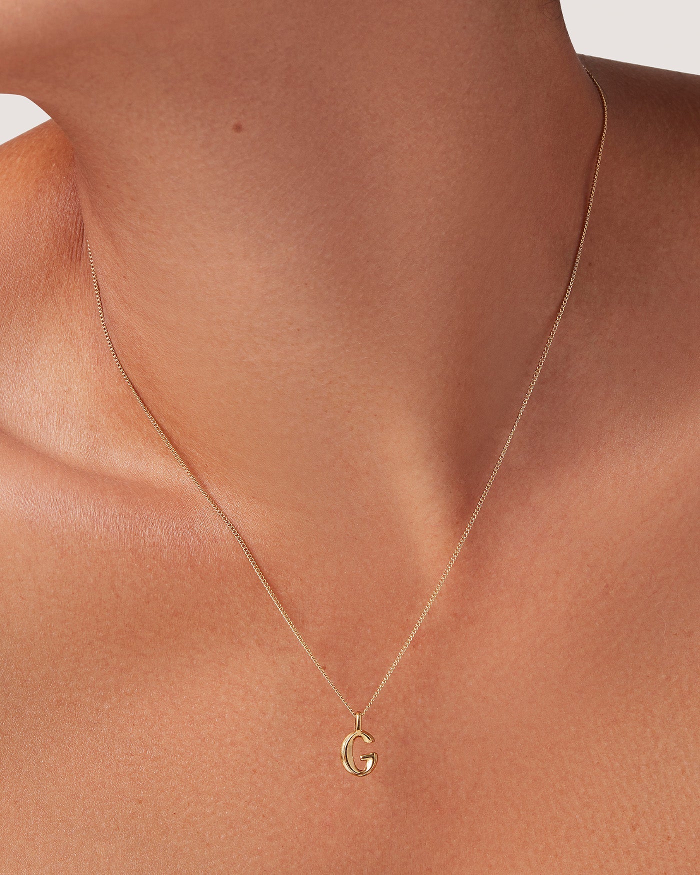 Personalized Monogram Necklace for Women - Custom Initial Pendant Jewelry Gift for Her - Perfect for Birthdays, Anniversaries & Everyday Wear